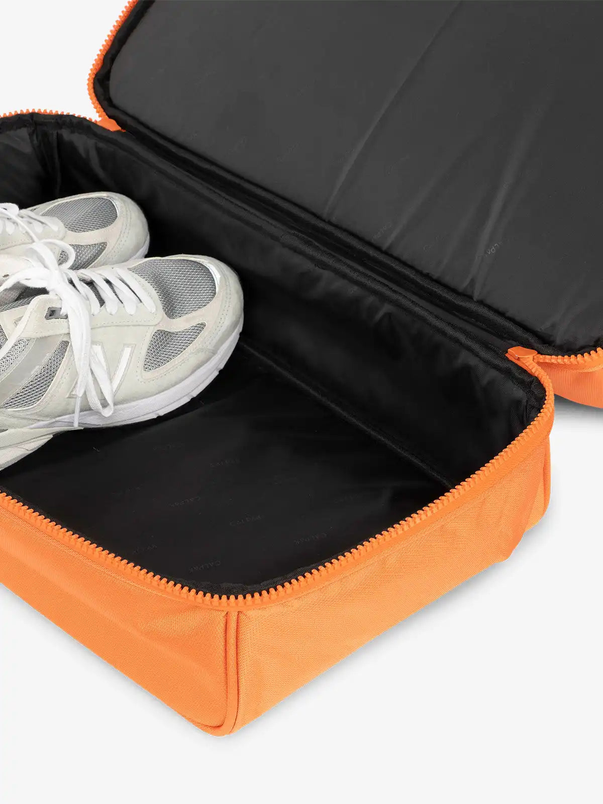 calpaktravelmalls.com