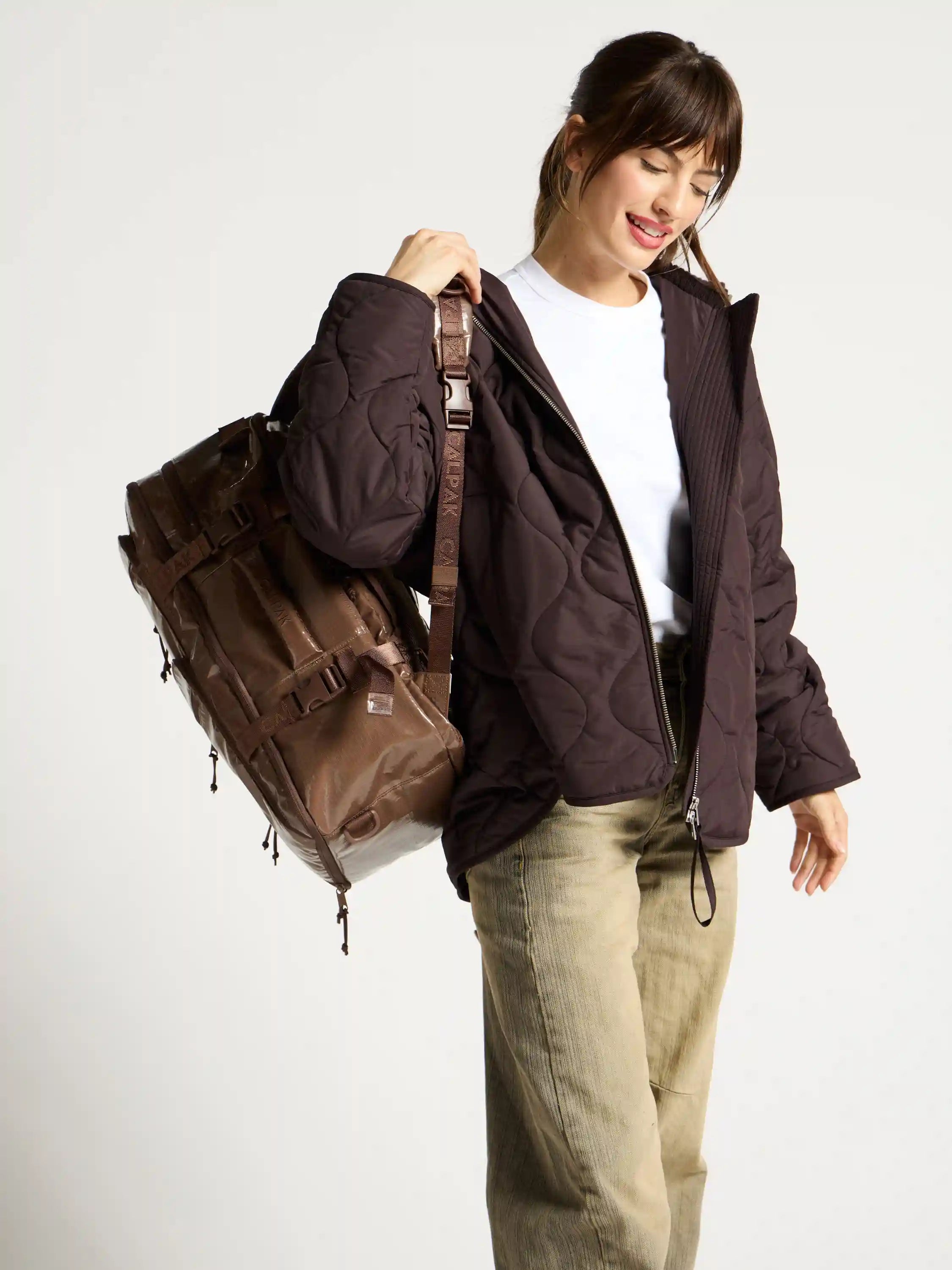 calpaktravelmalls.com