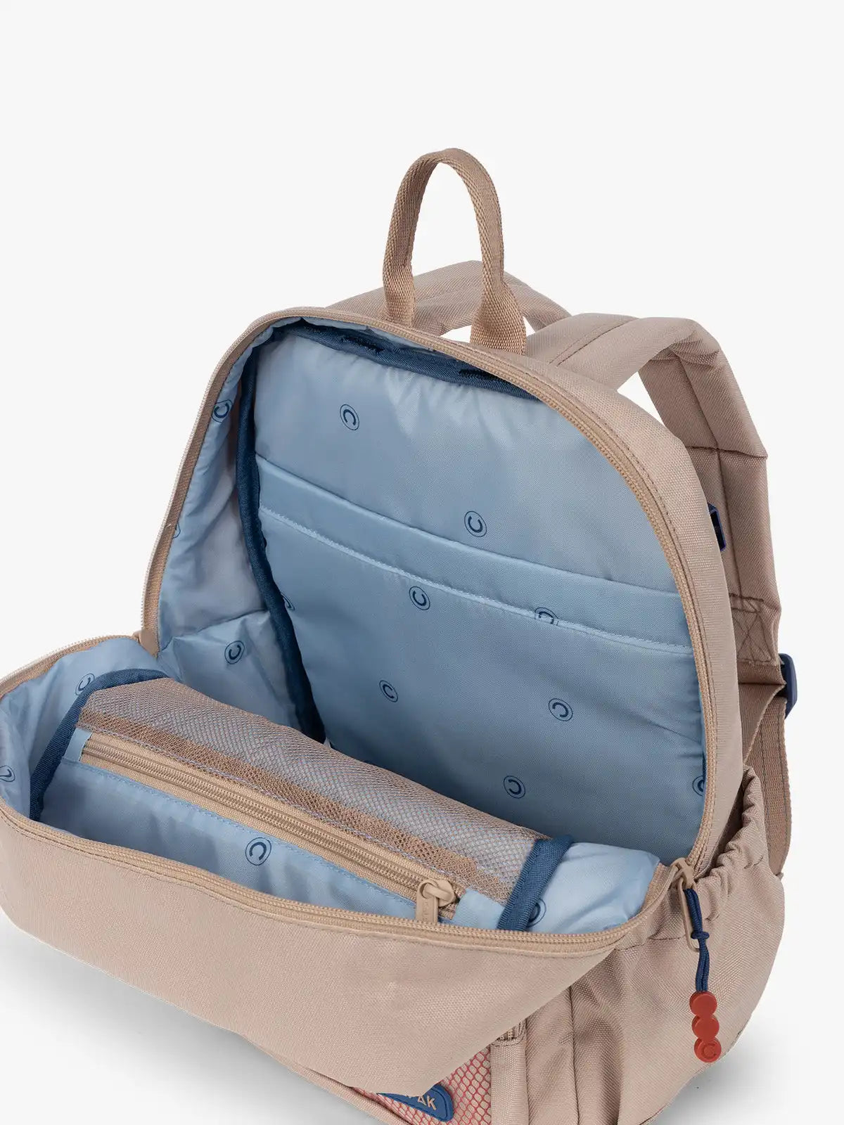 calpaktravelmalls.com