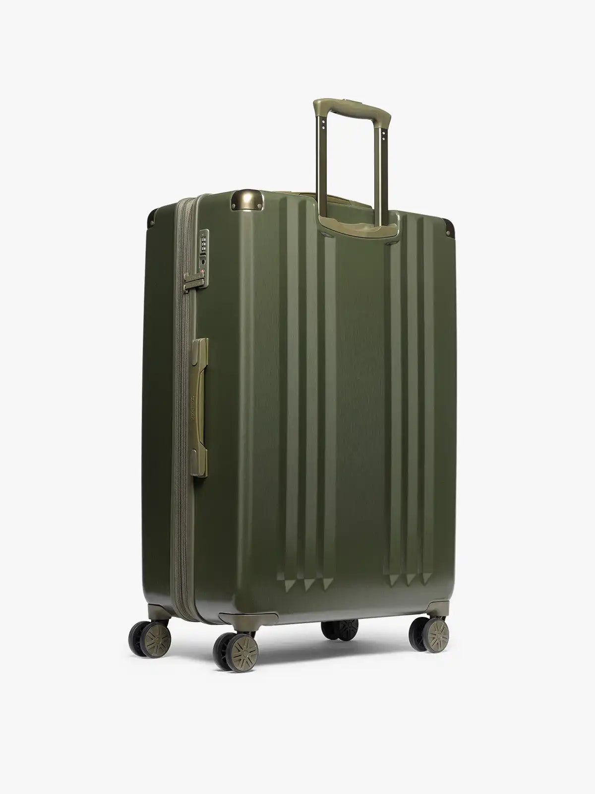 calpaktravelmalls.com