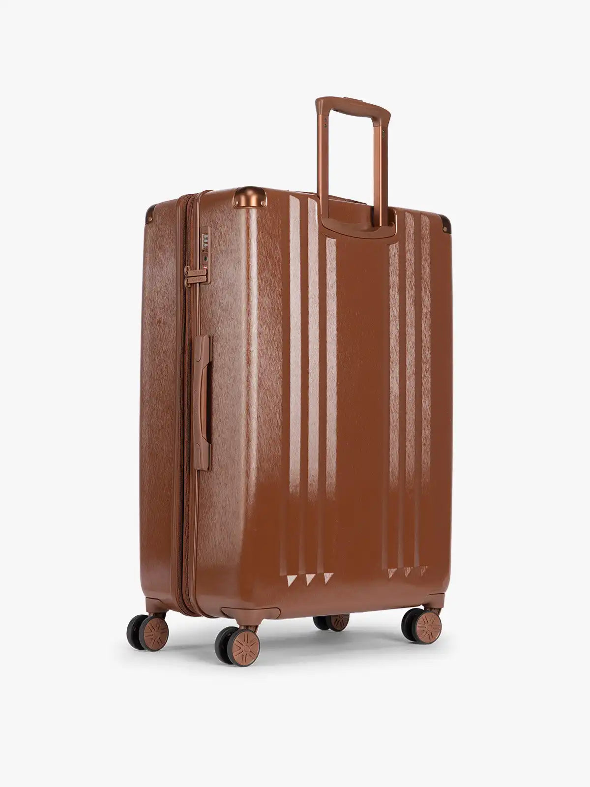 calpaktravelmalls.com