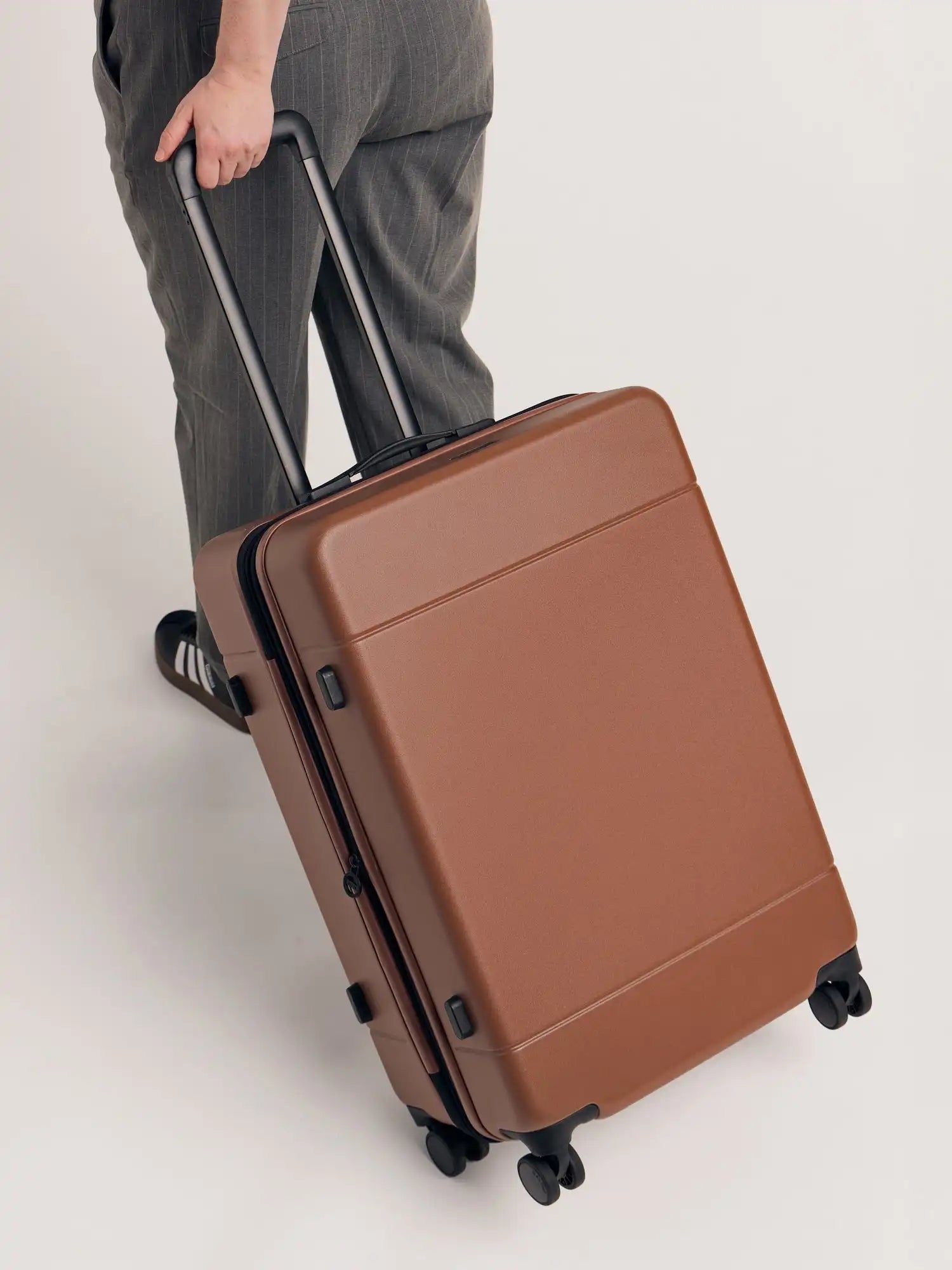 calpaktravelmalls.com