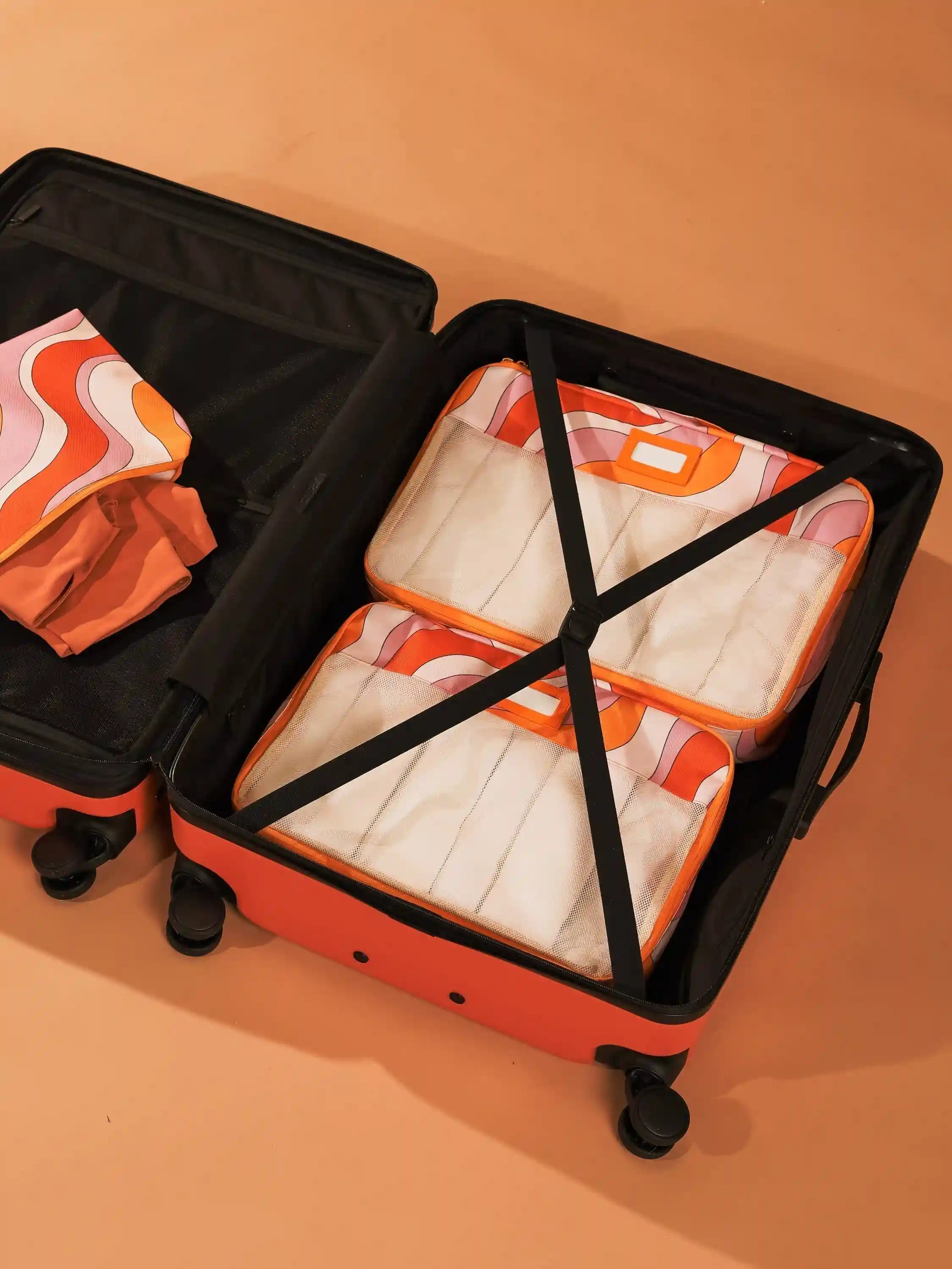 calpaktravelmalls.com