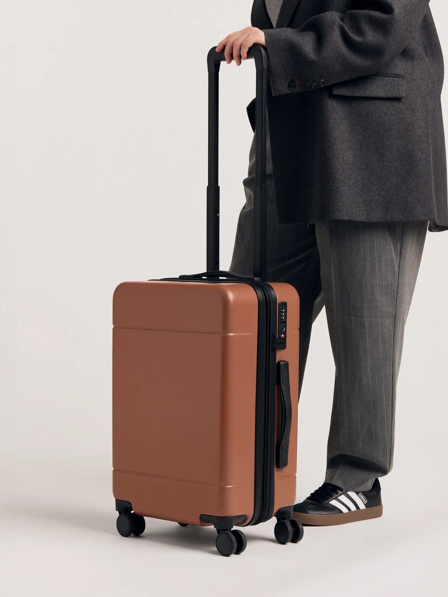 calpaktravelmalls.com