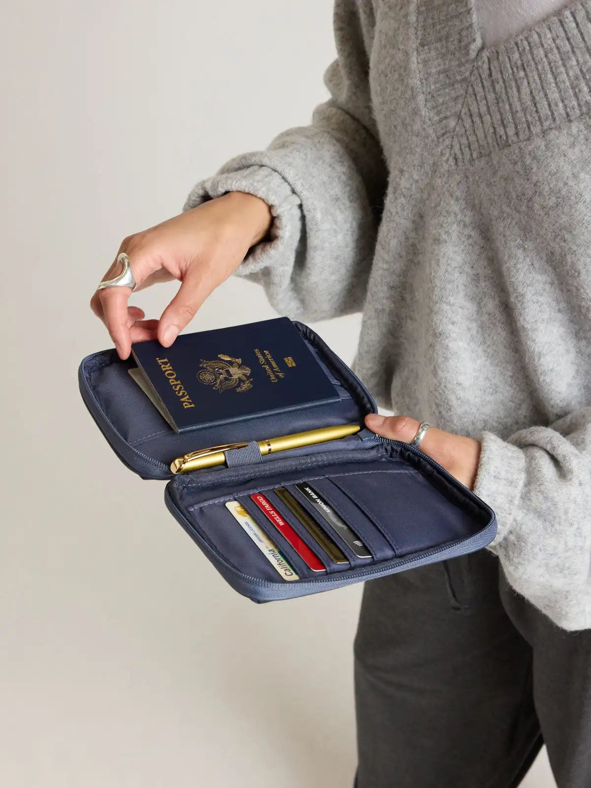 calpaktravelmalls.com