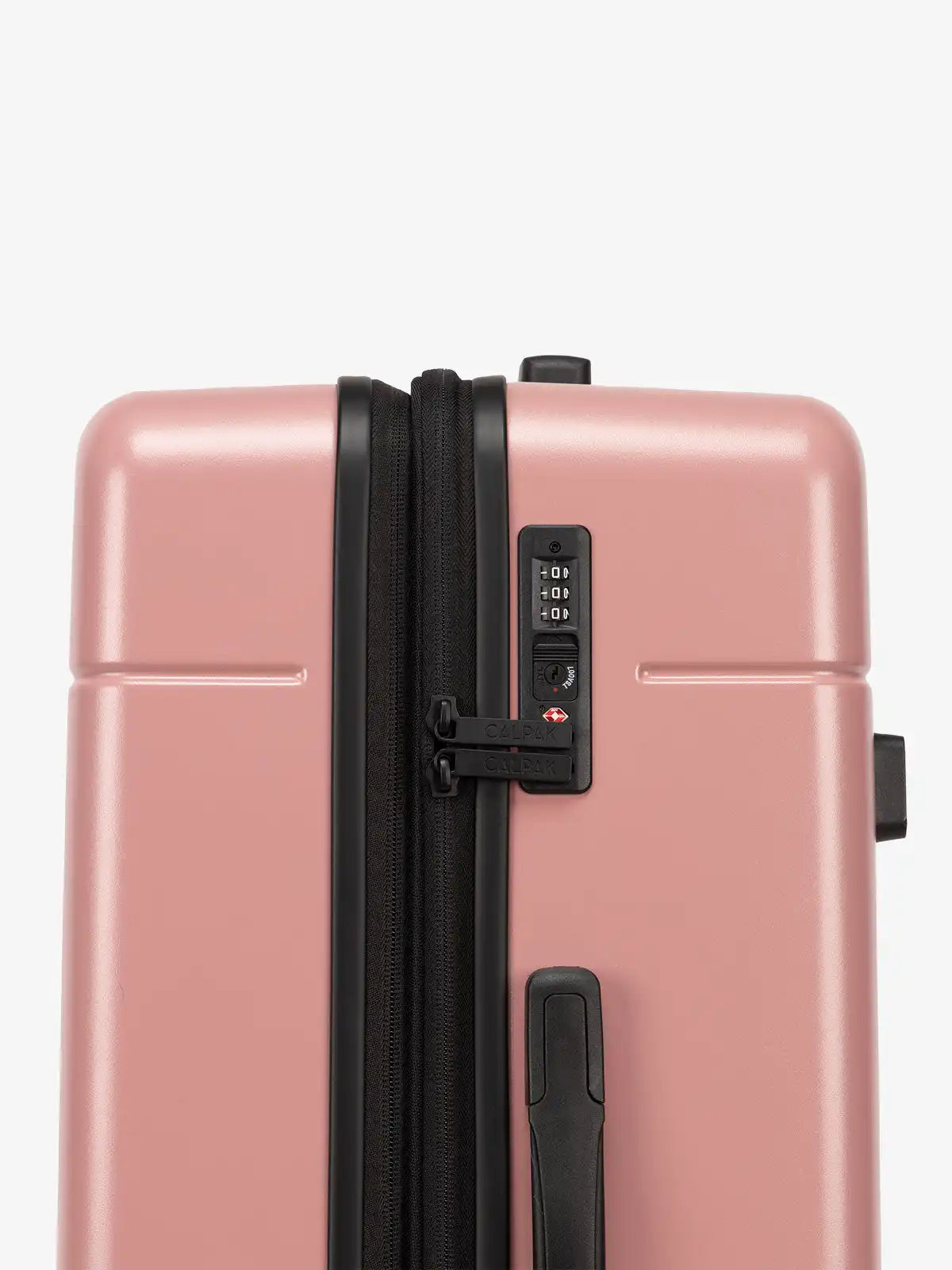 calpaktravelmalls.com