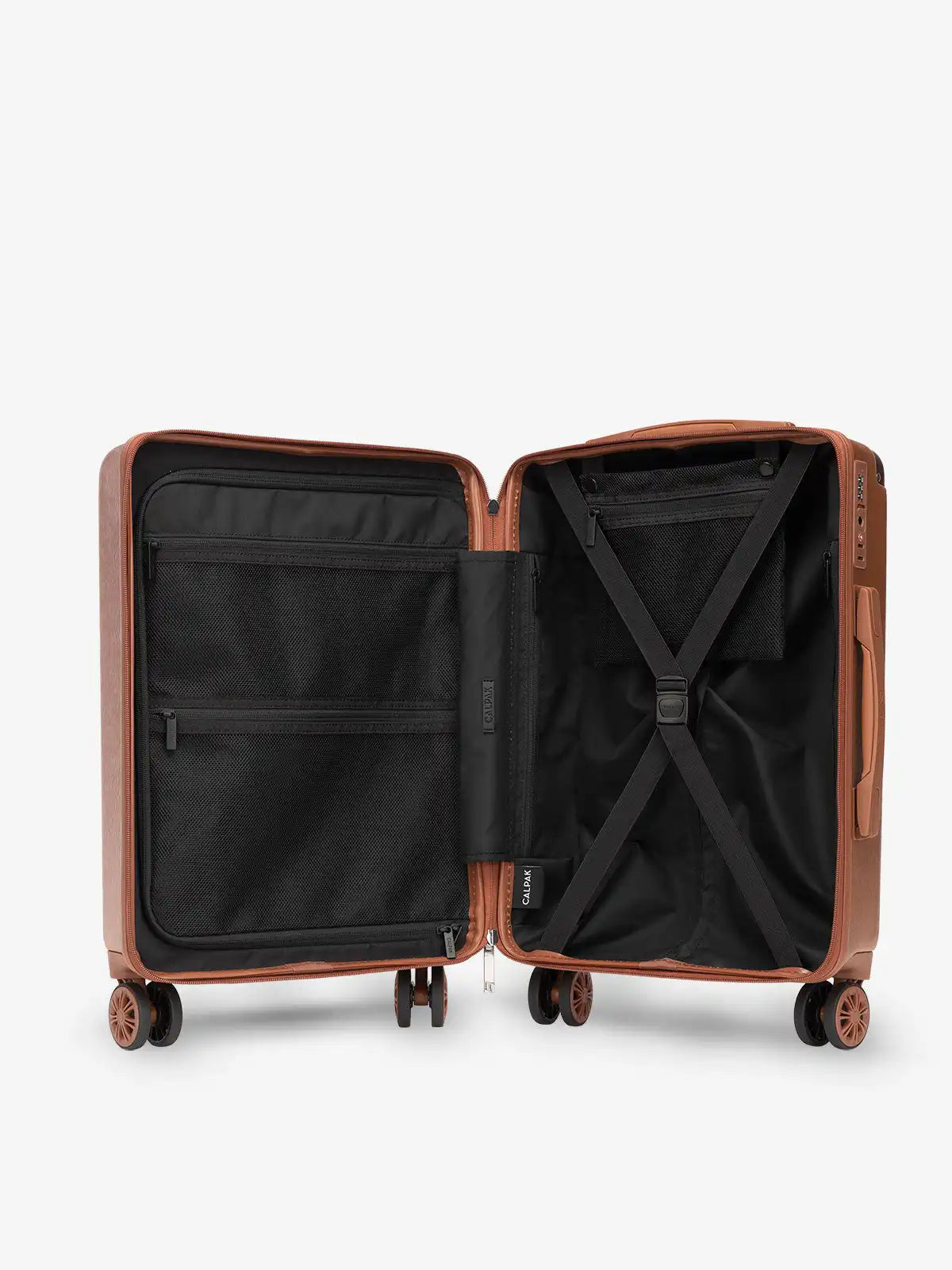 calpaktravelmalls.com