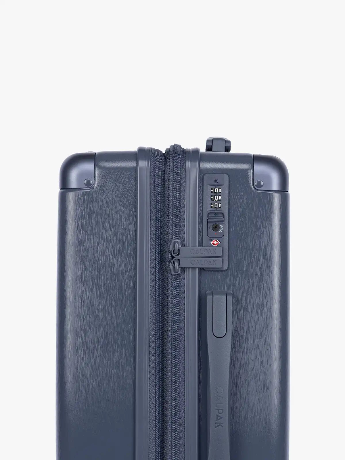 calpaktravelmalls.com