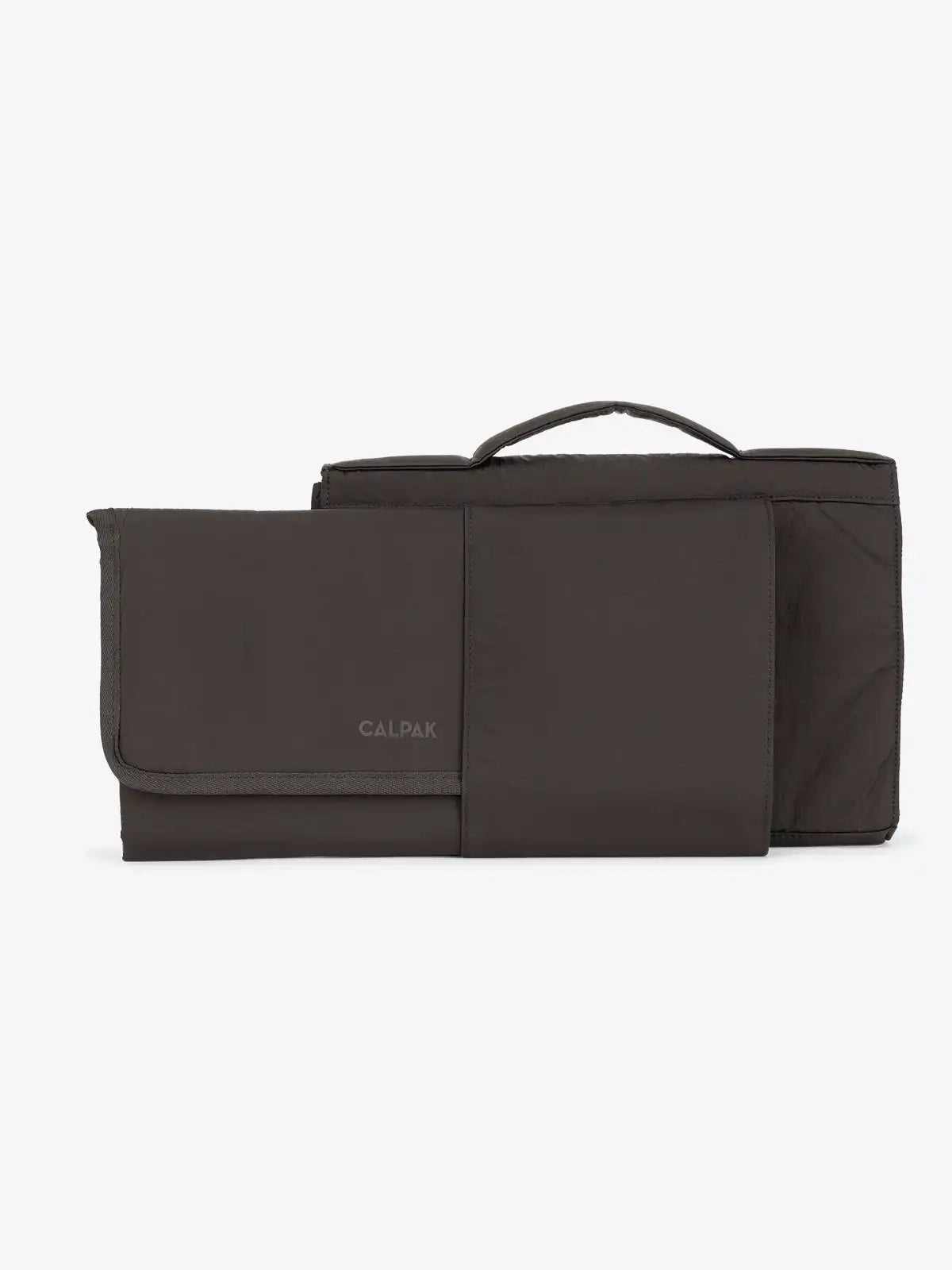 calpaktravelmalls.com