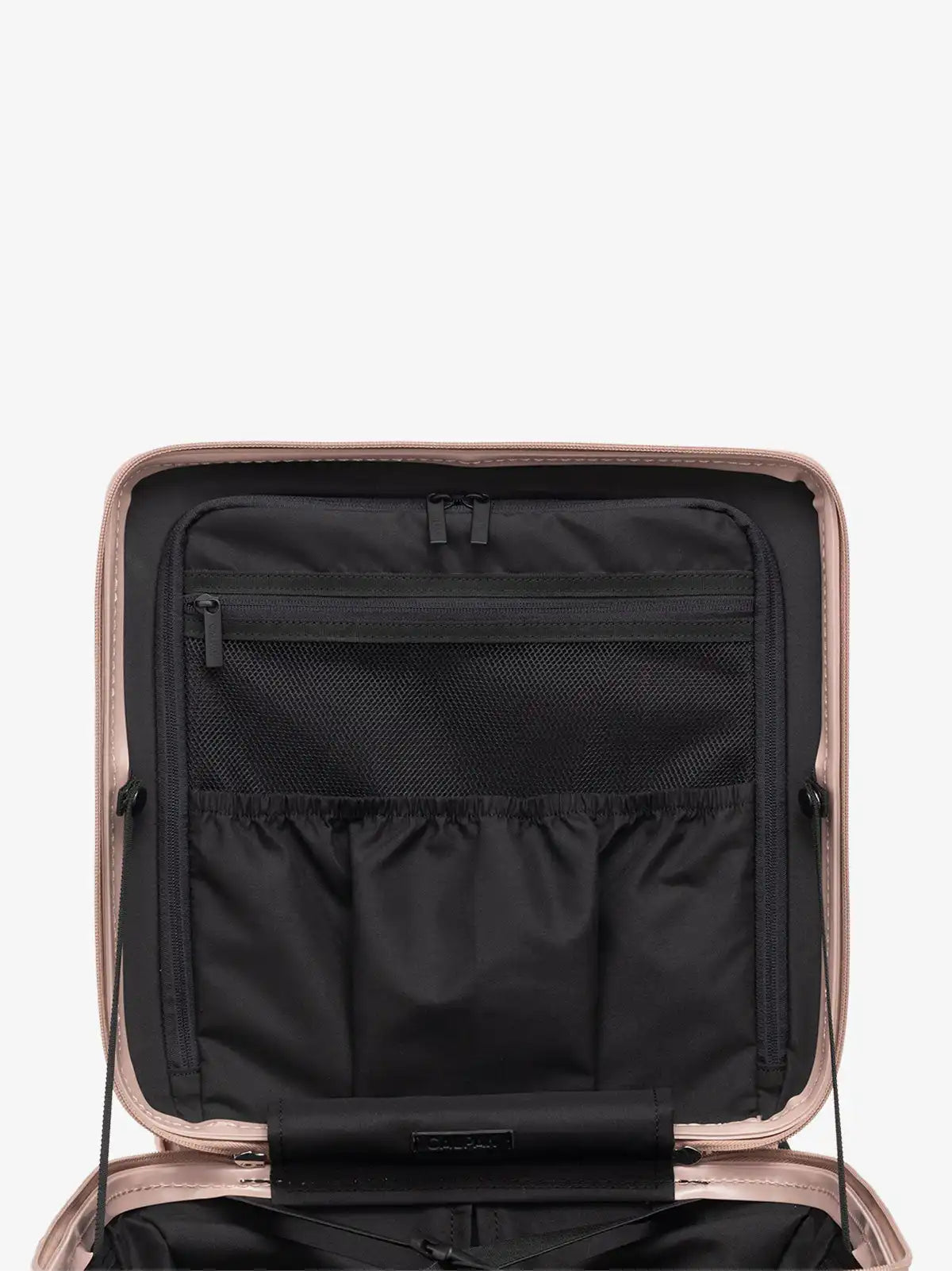 calpaktravelmalls.com