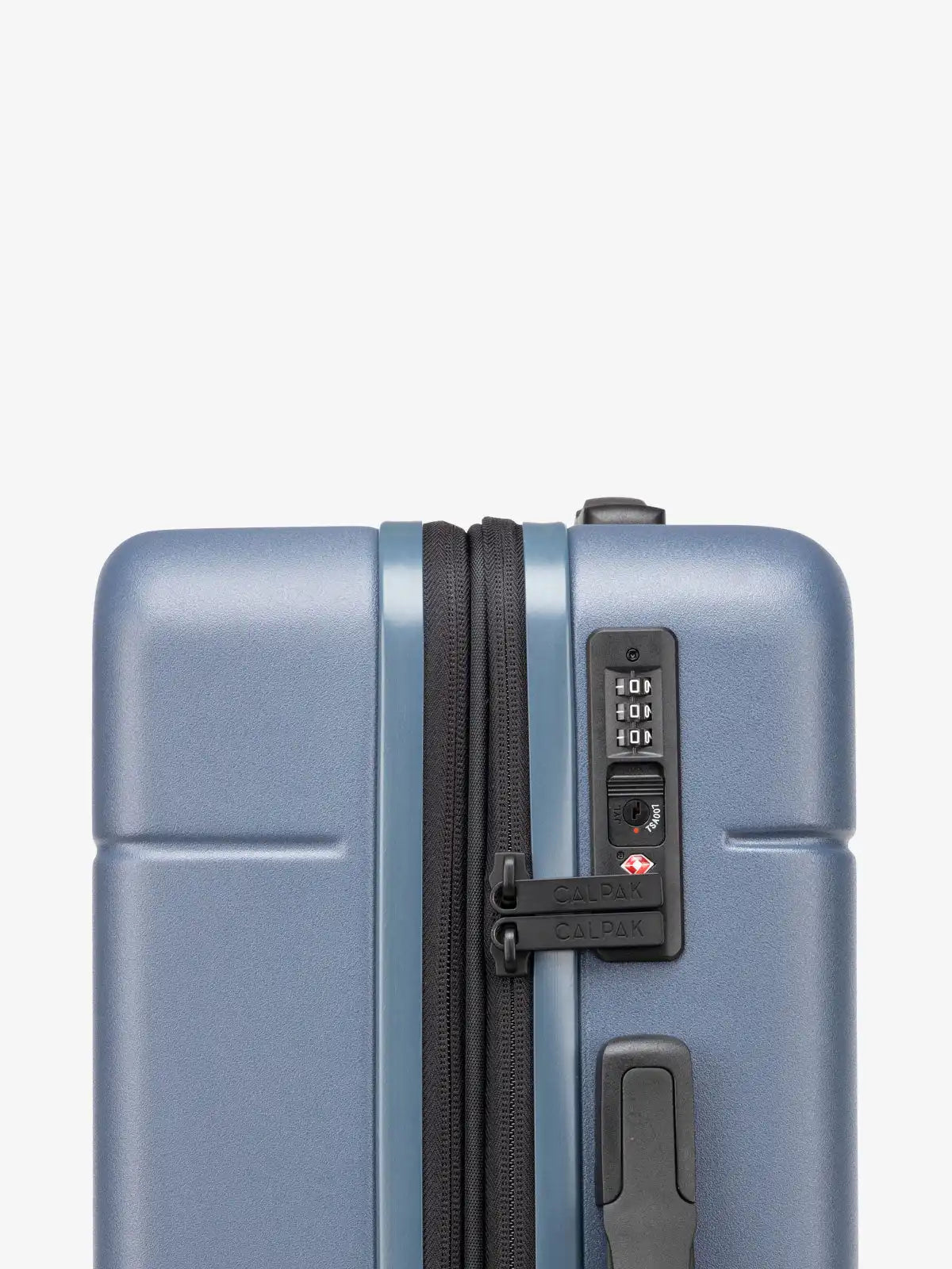 calpaktravelmalls.com