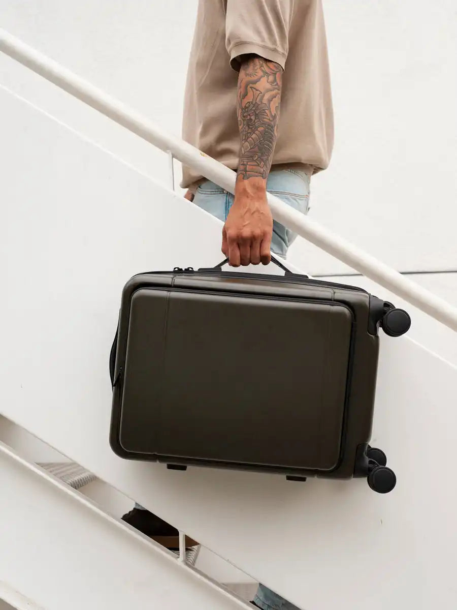 calpaktravelmalls.com