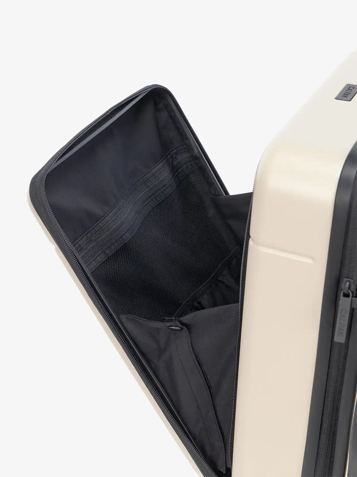 calpaktravelmalls.com