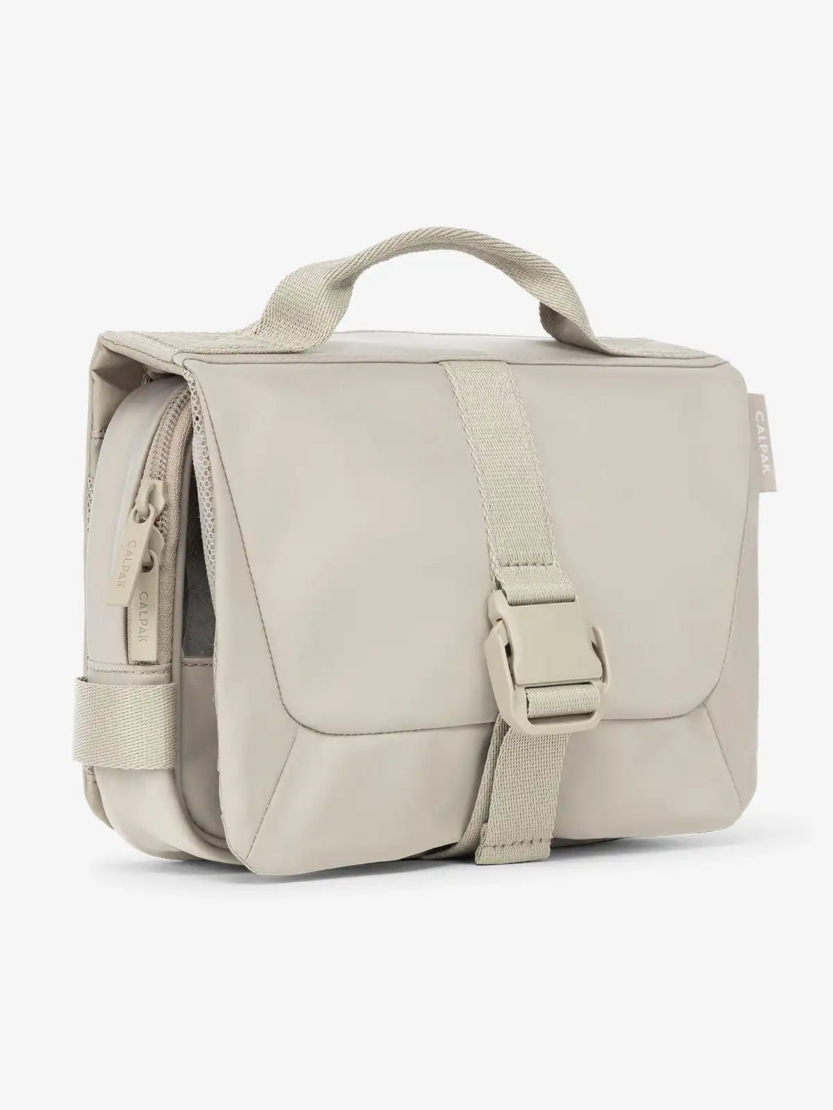 calpaktravelmalls.com