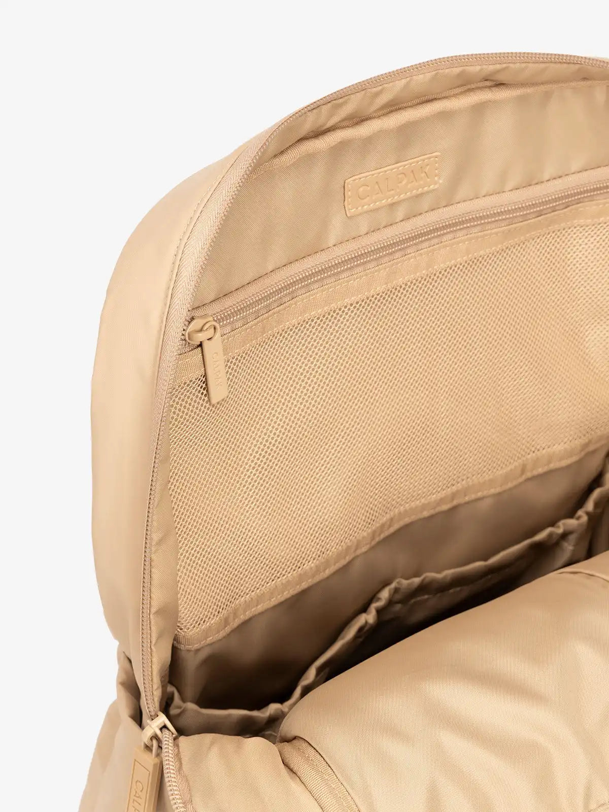calpaktravelmalls.com