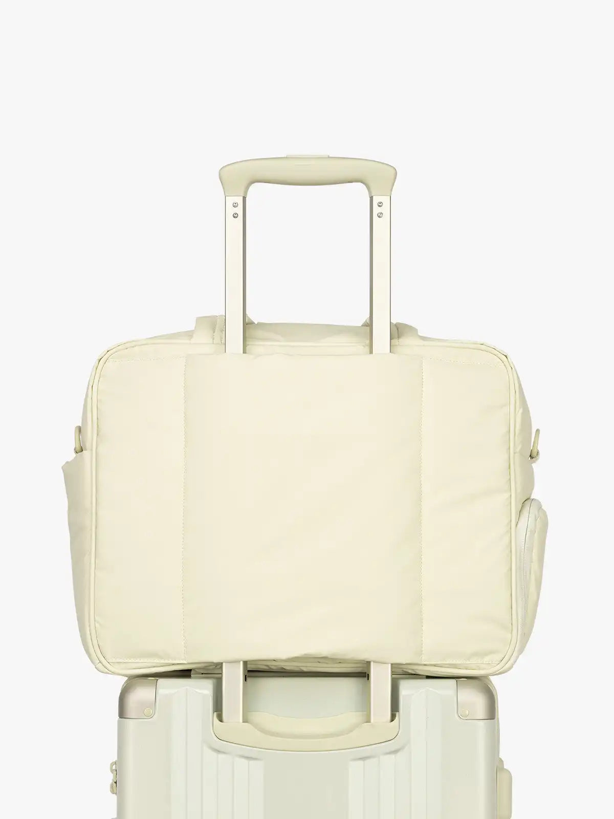 calpaktravelmalls.com