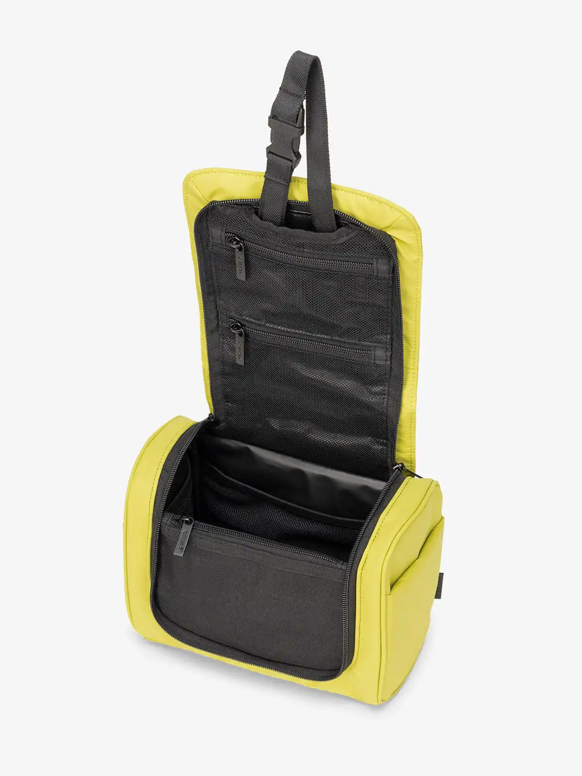 calpaktravelmalls.com