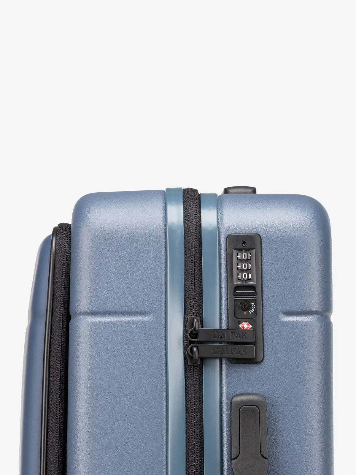 calpaktravelmalls.com