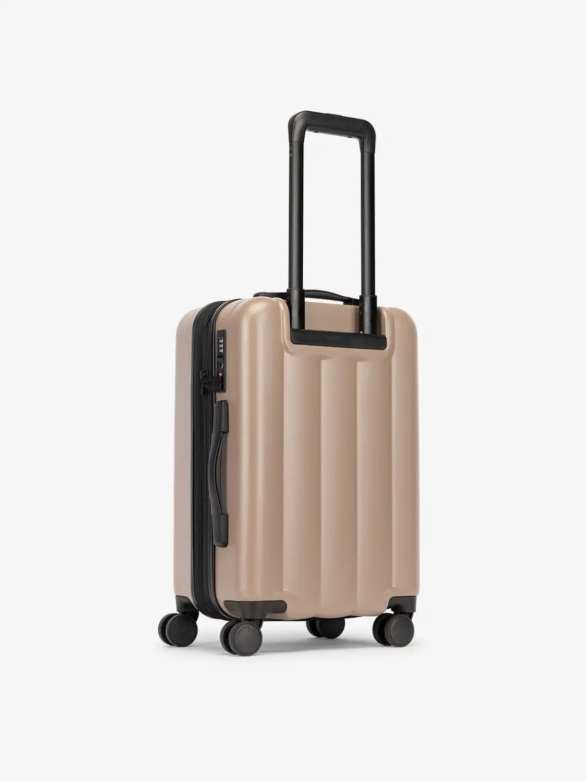 calpaktravelmalls.com