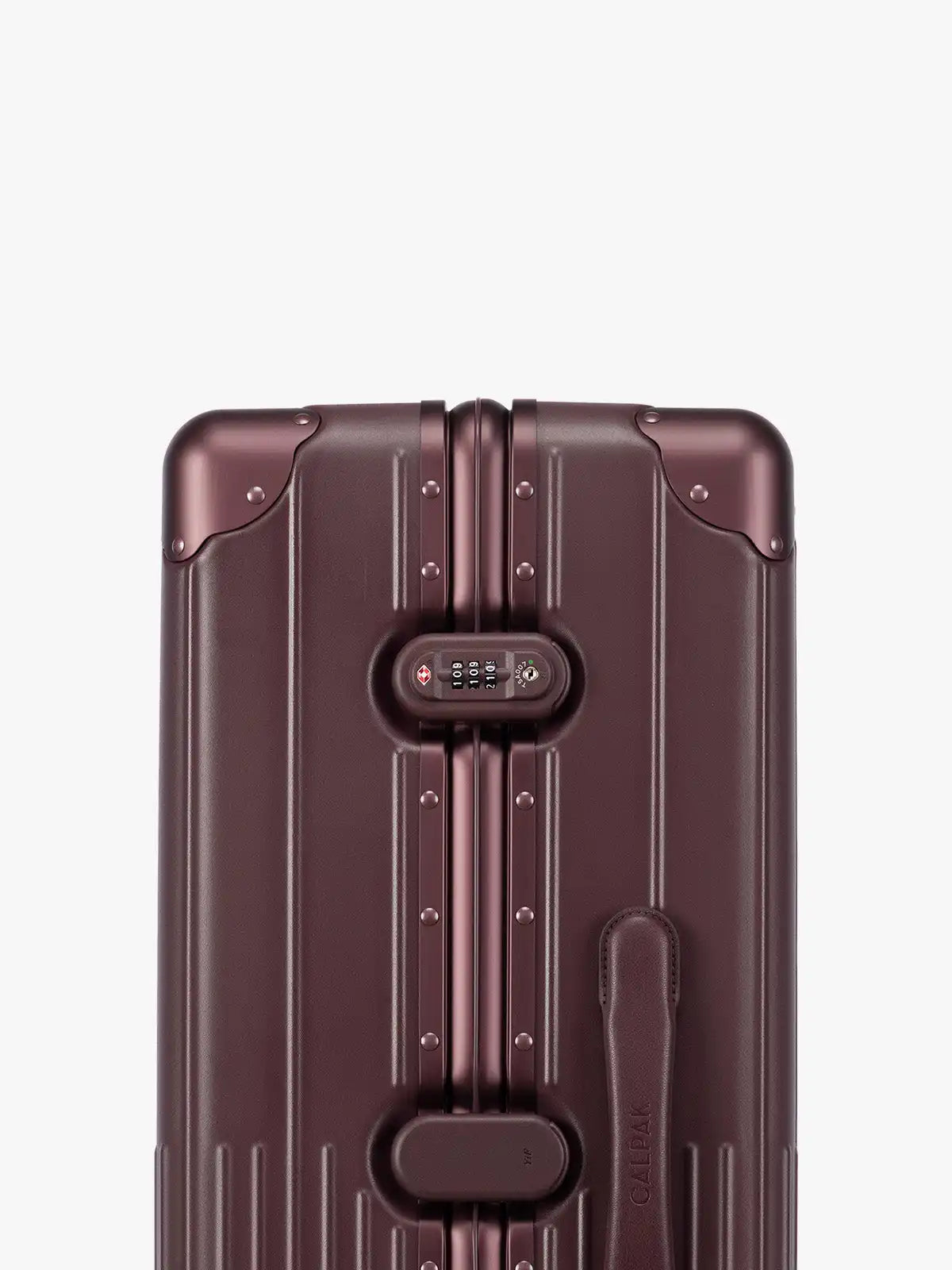 calpaktravelmalls.com
