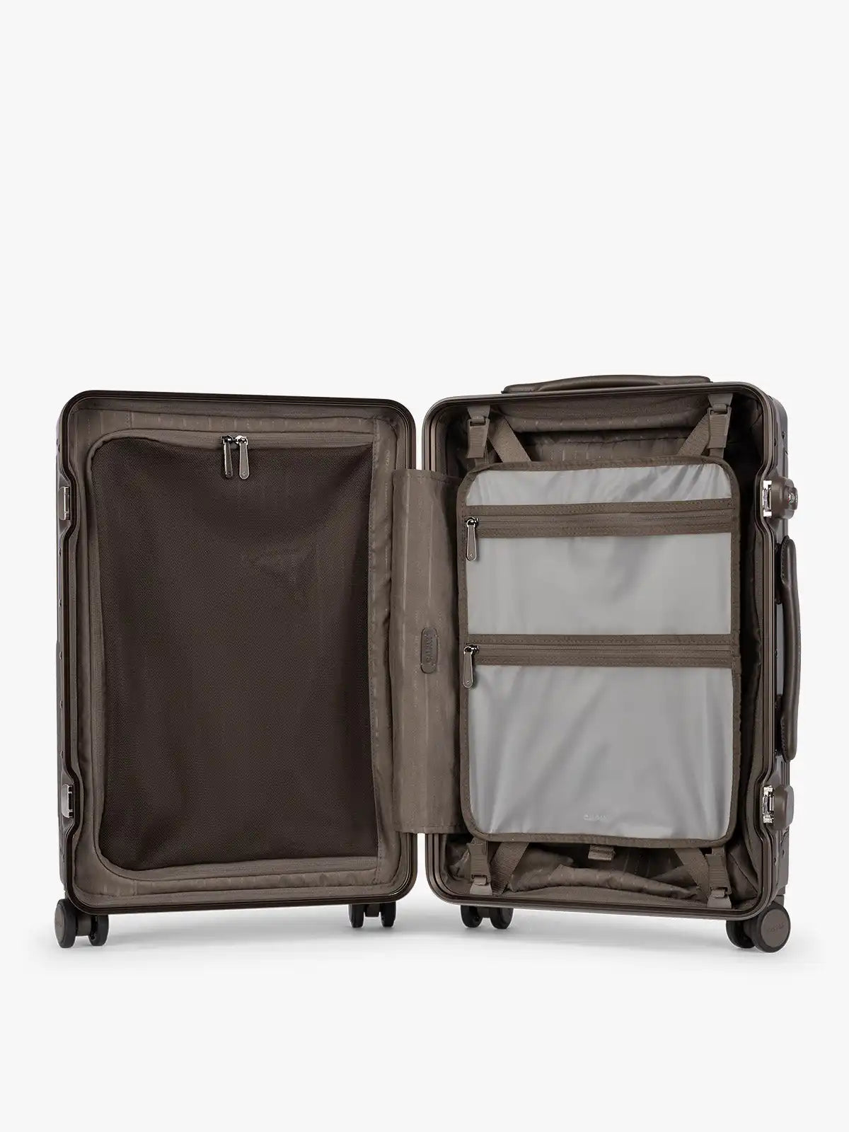 calpaktravelmalls.com