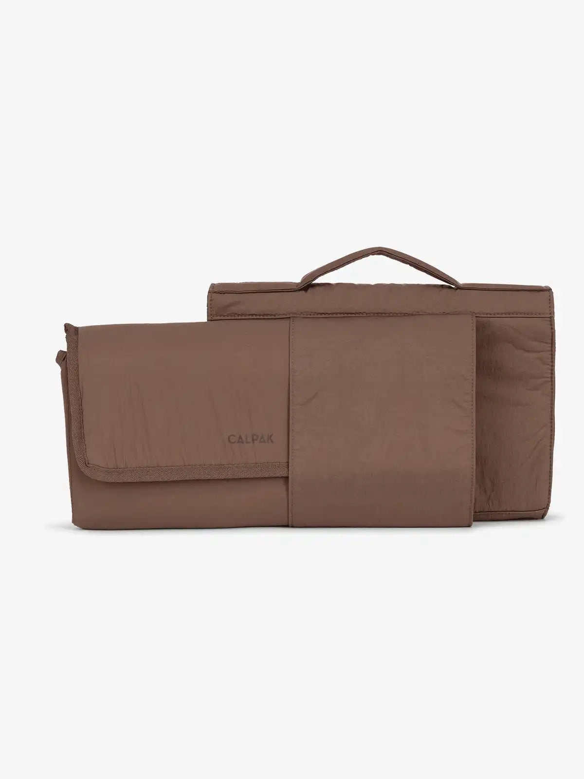 calpaktravelmalls.com