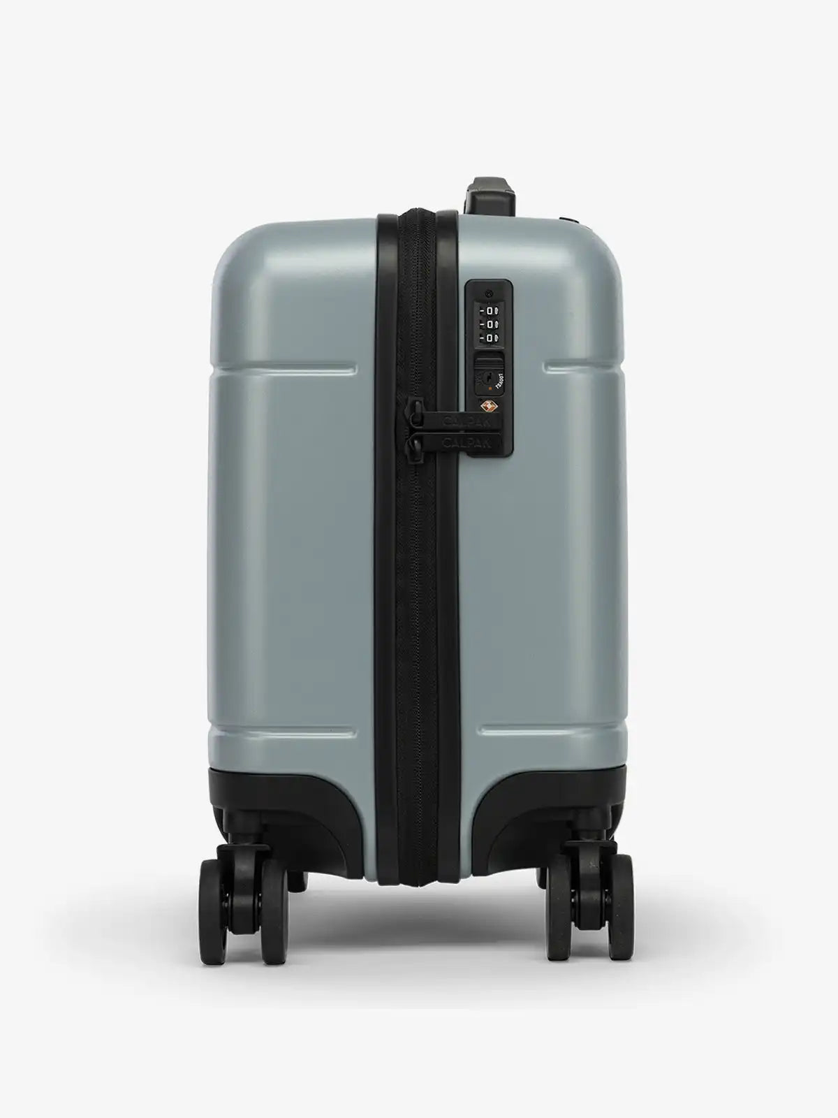 calpaktravelmalls.com
