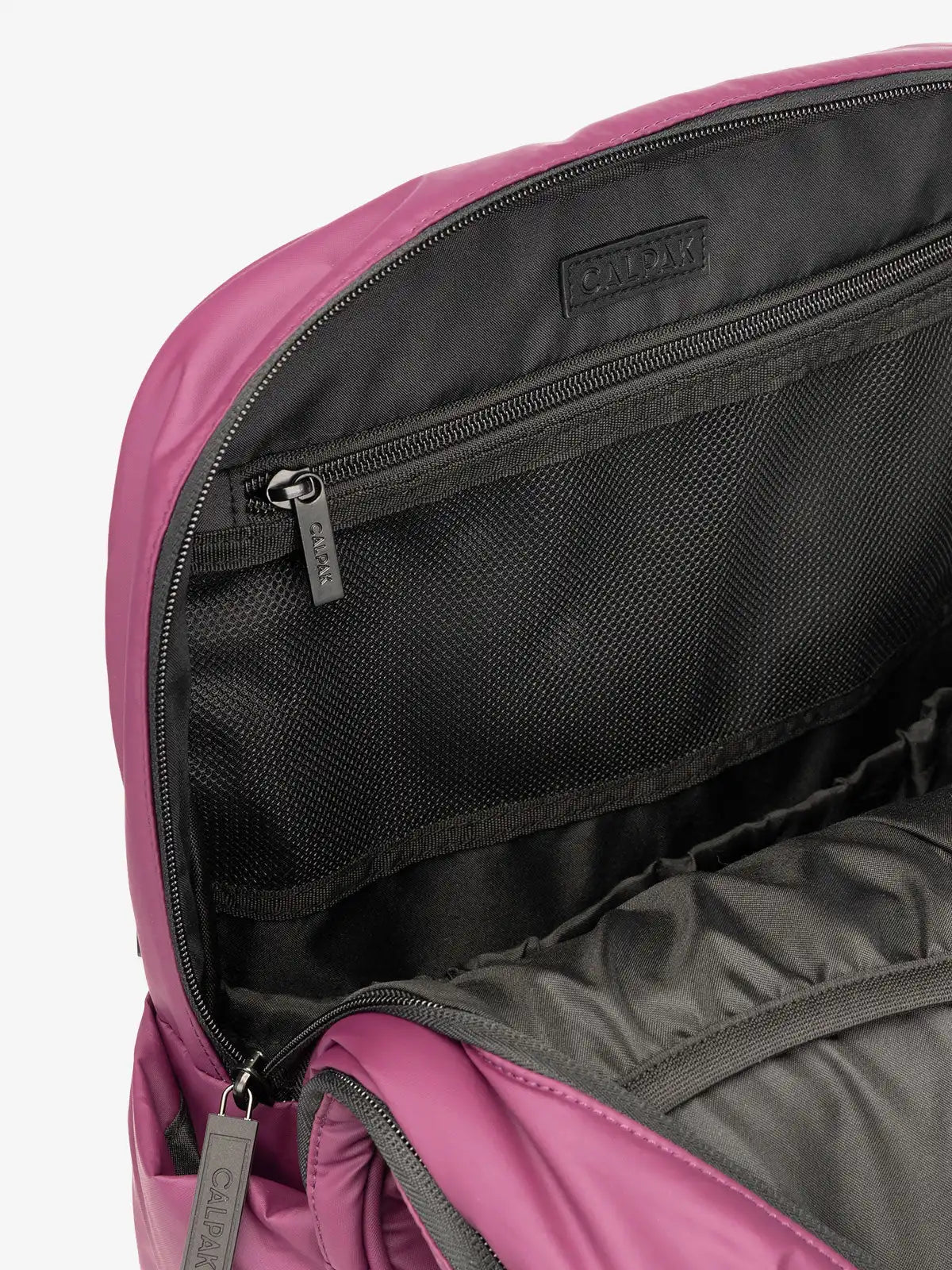 calpaktravelmalls.com