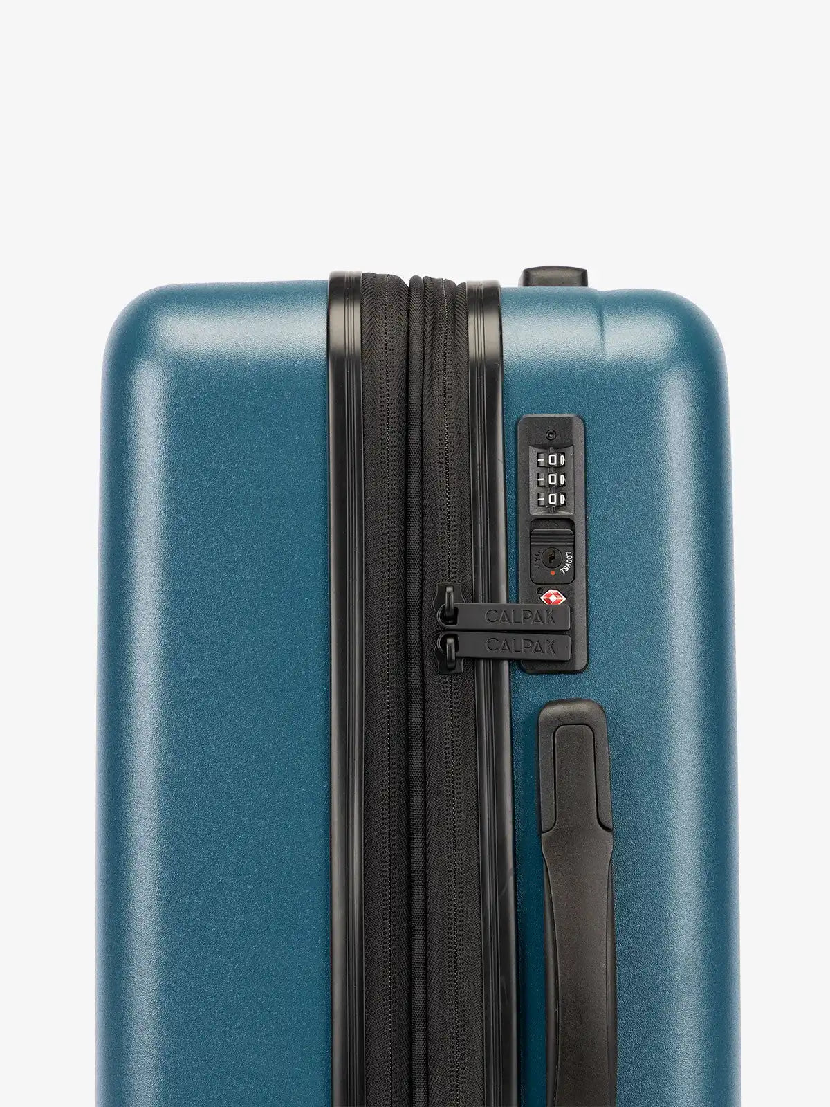 calpaktravelmalls.com