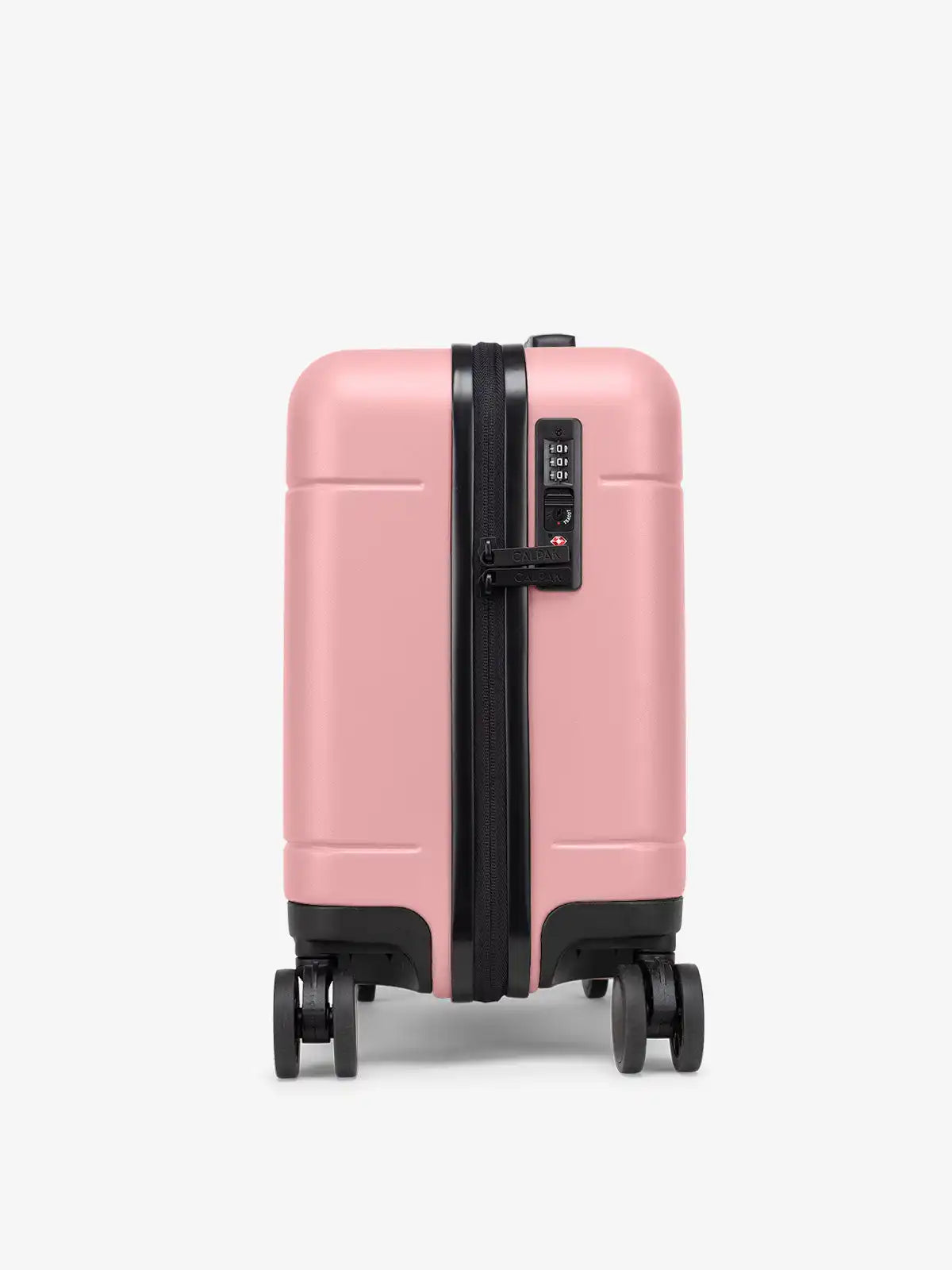 calpaktravelmalls.com