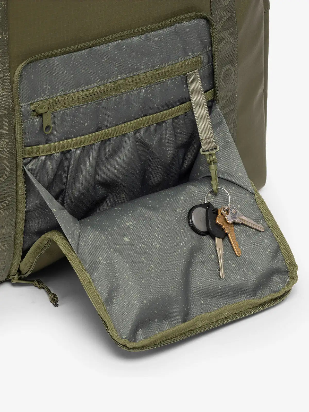 calpaktravelmalls.com