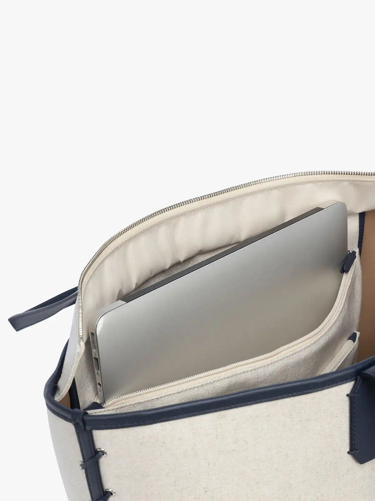 calpaktravelmalls.com