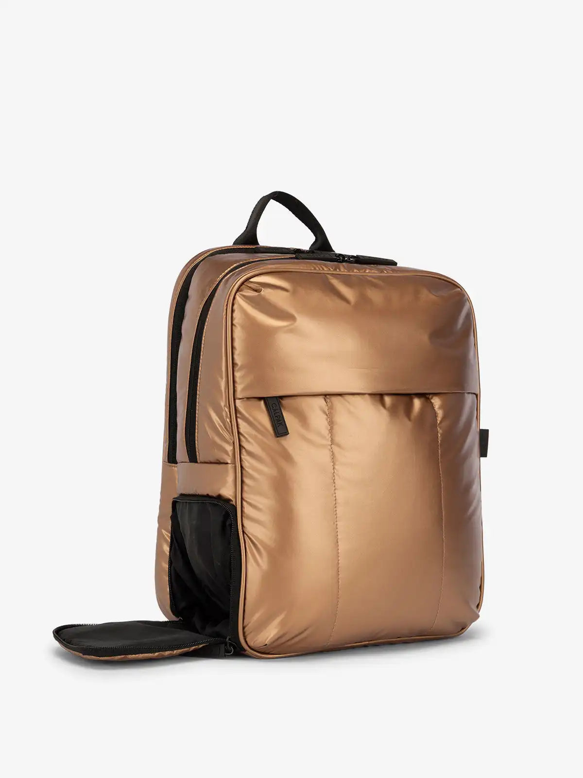 calpaktravelmalls.com