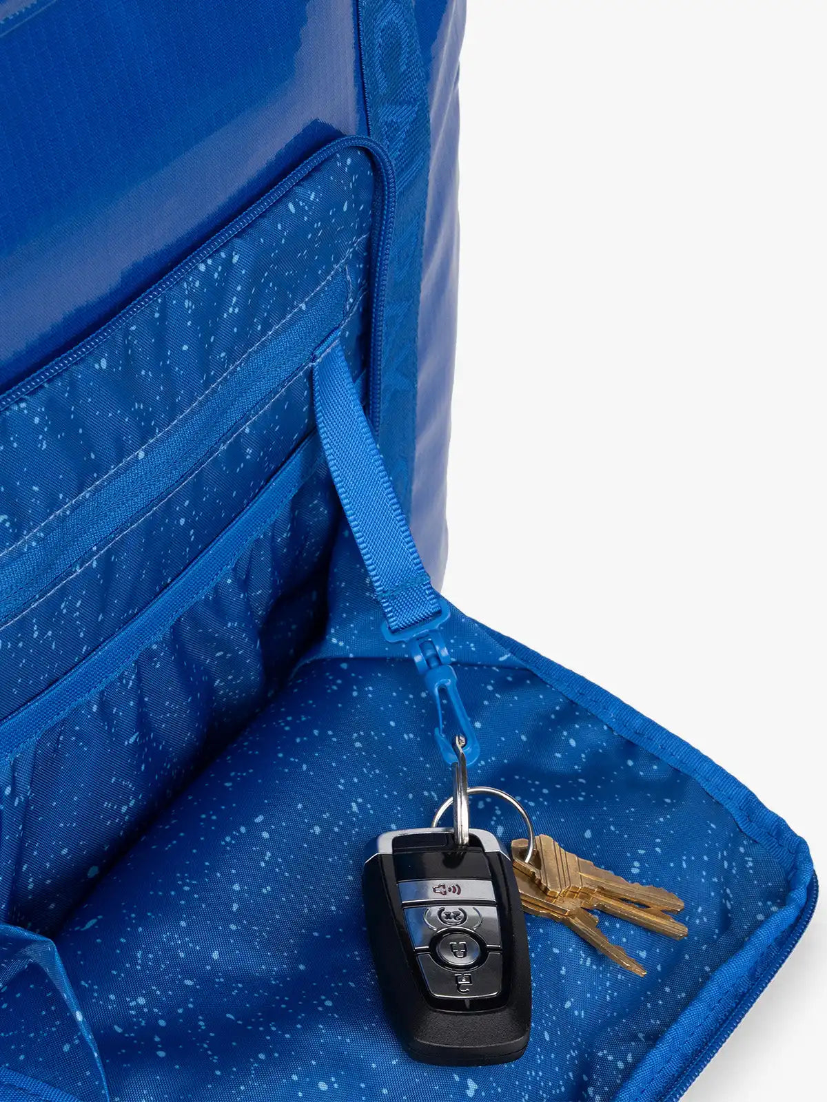 calpaktravelmalls.com