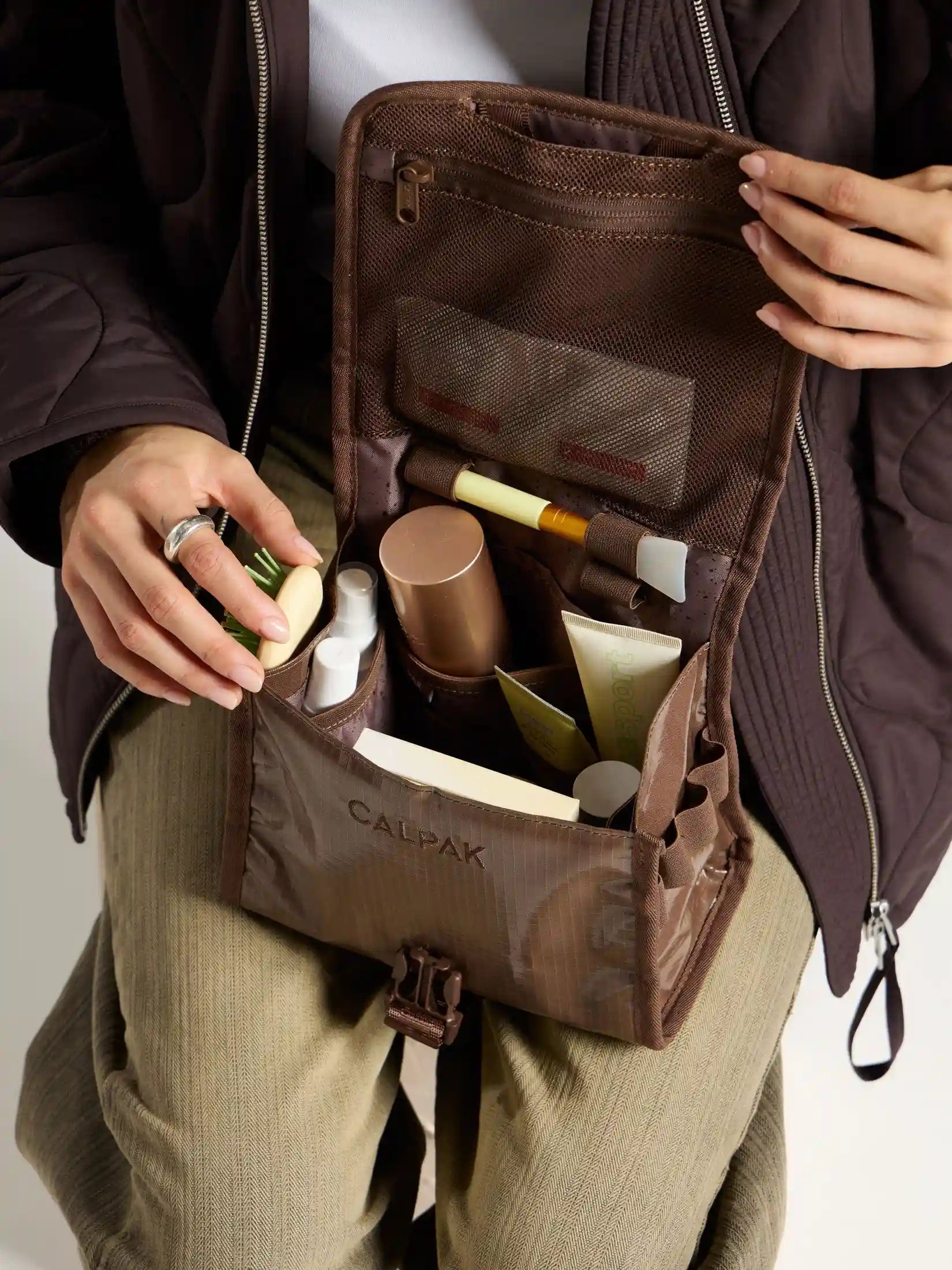 calpaktravelmalls.com