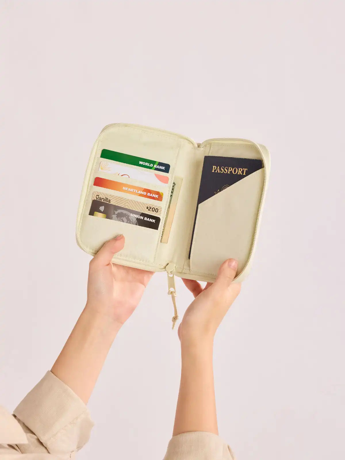 calpaktravelmalls.com