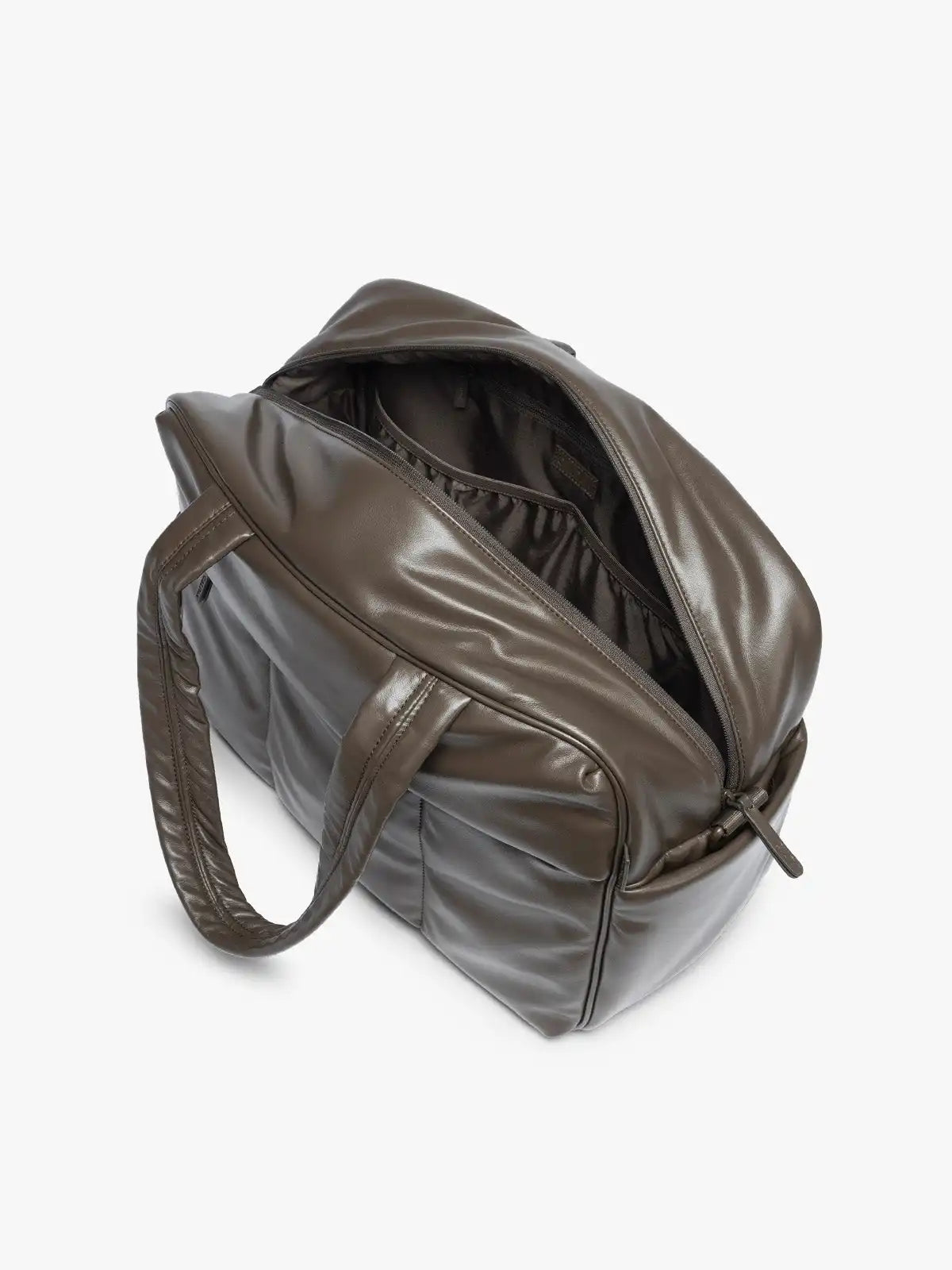 calpaktravelmalls.com