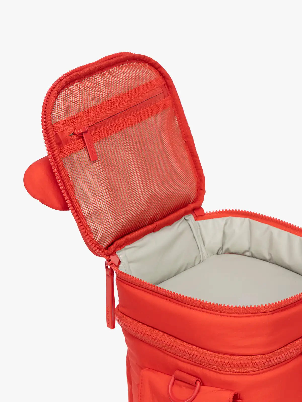 calpaktravelmalls.com