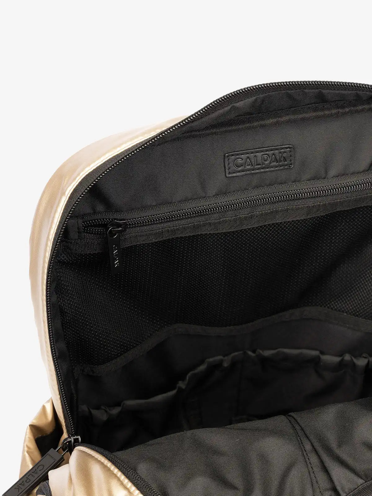 calpaktravelmalls.com