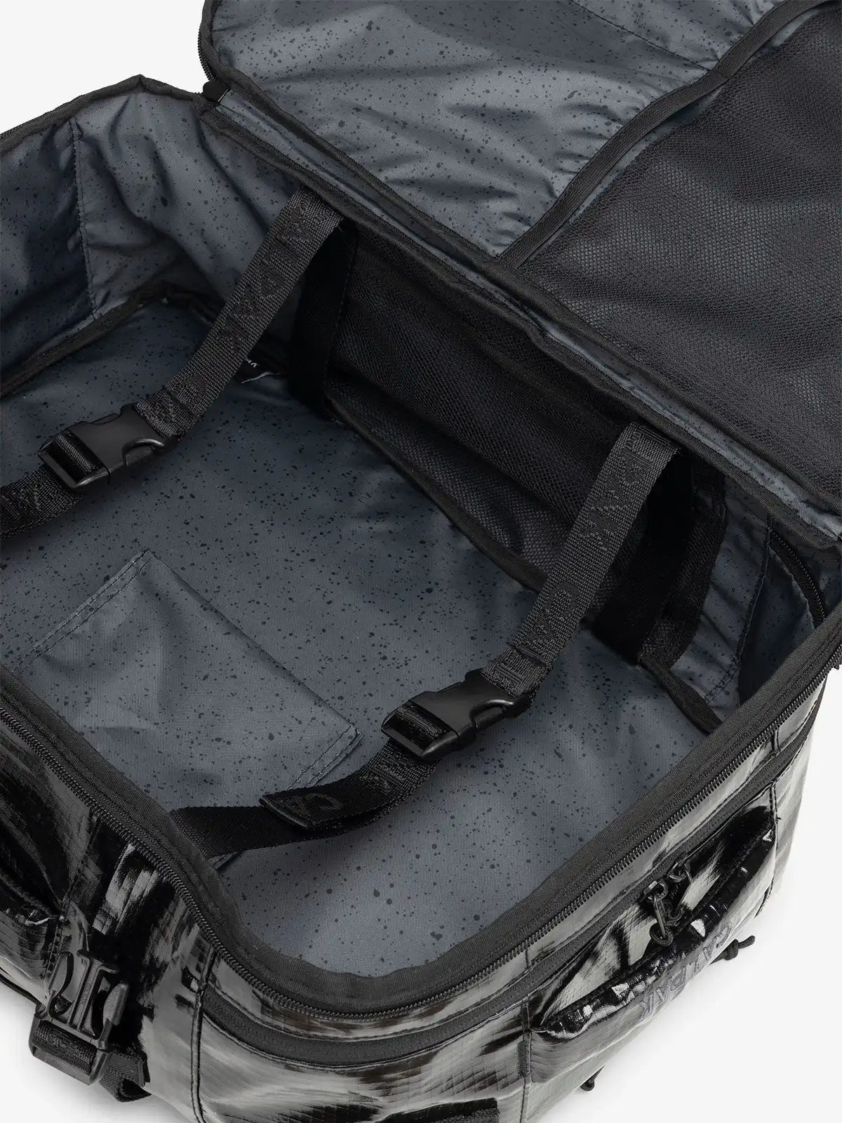 calpaktravelmalls.com