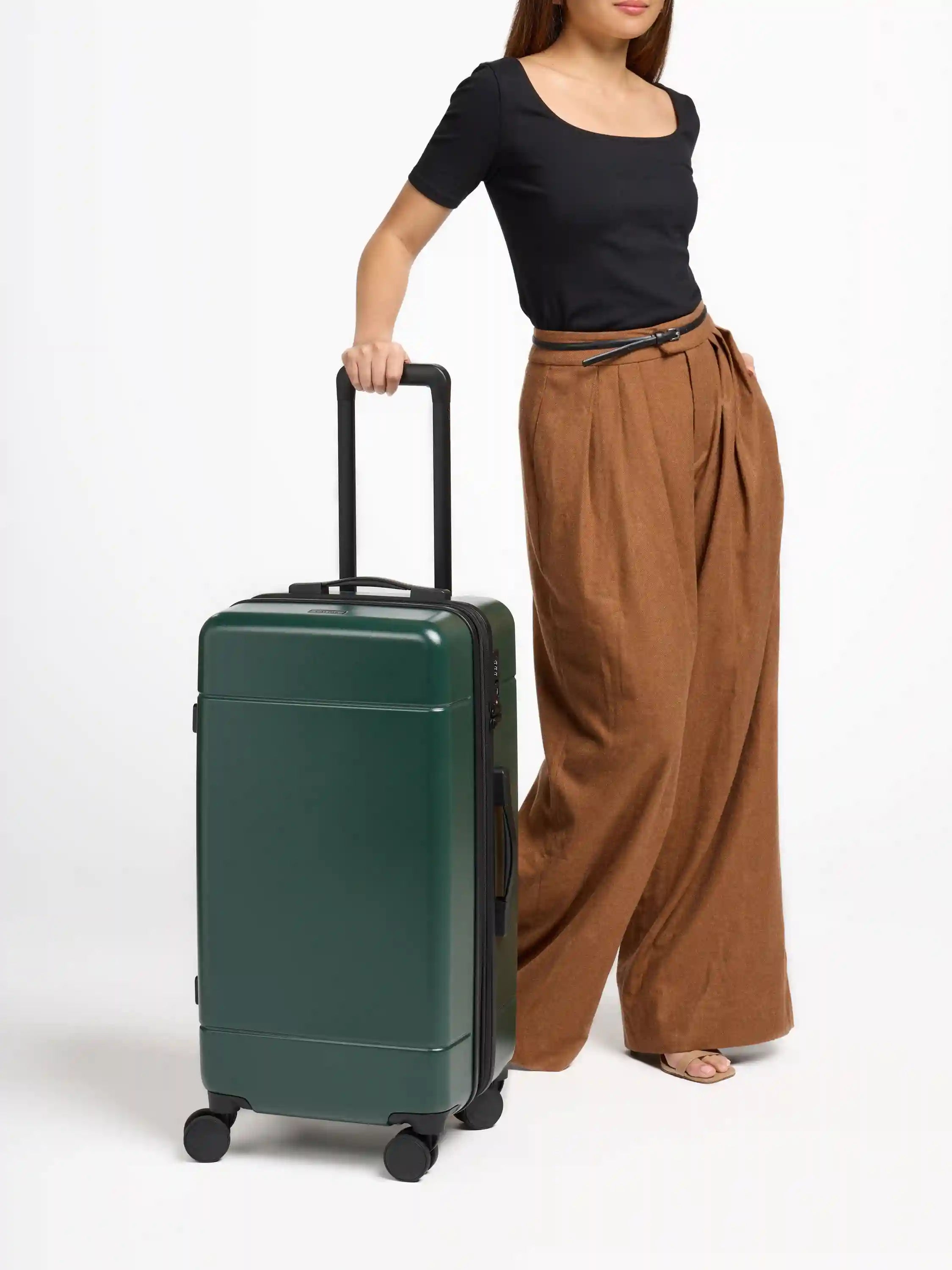 calpaktravelmalls.com