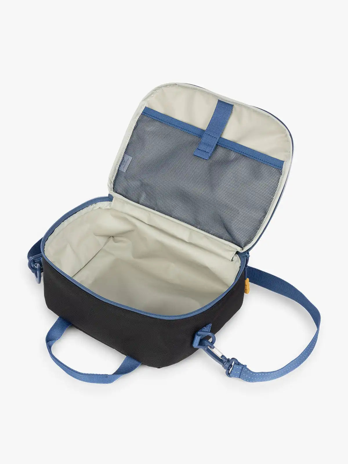 calpaktravelmalls.com