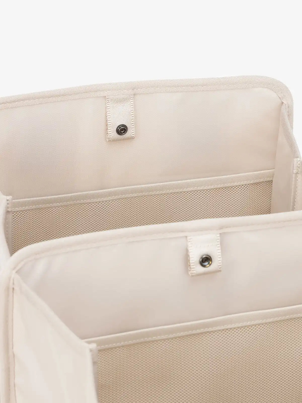 calpaktravelmalls.com