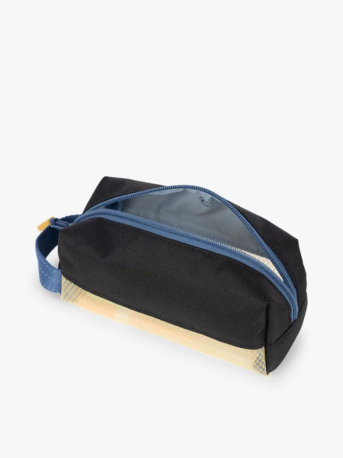 calpaktravelmalls.com