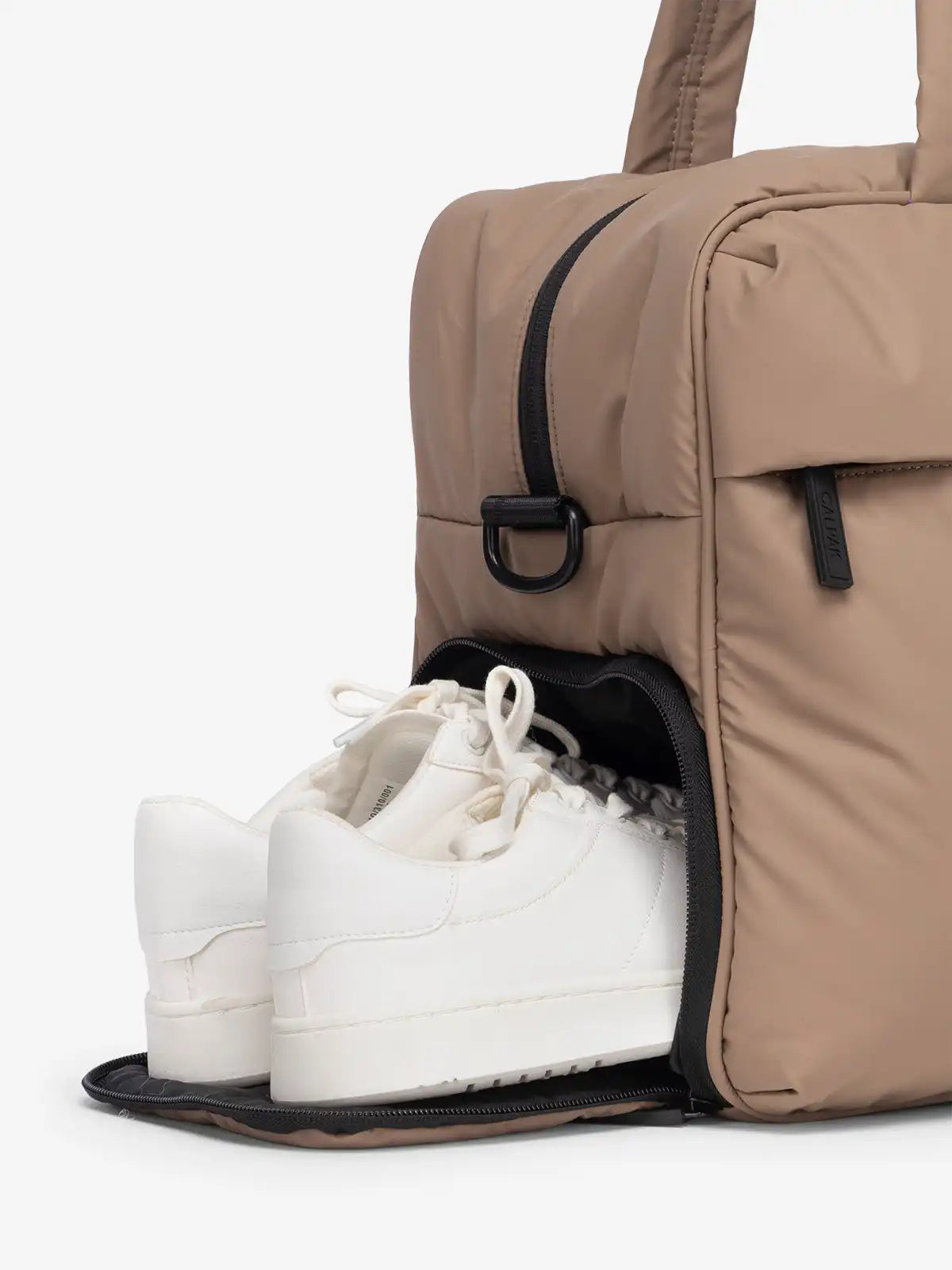calpaktravelmalls.com