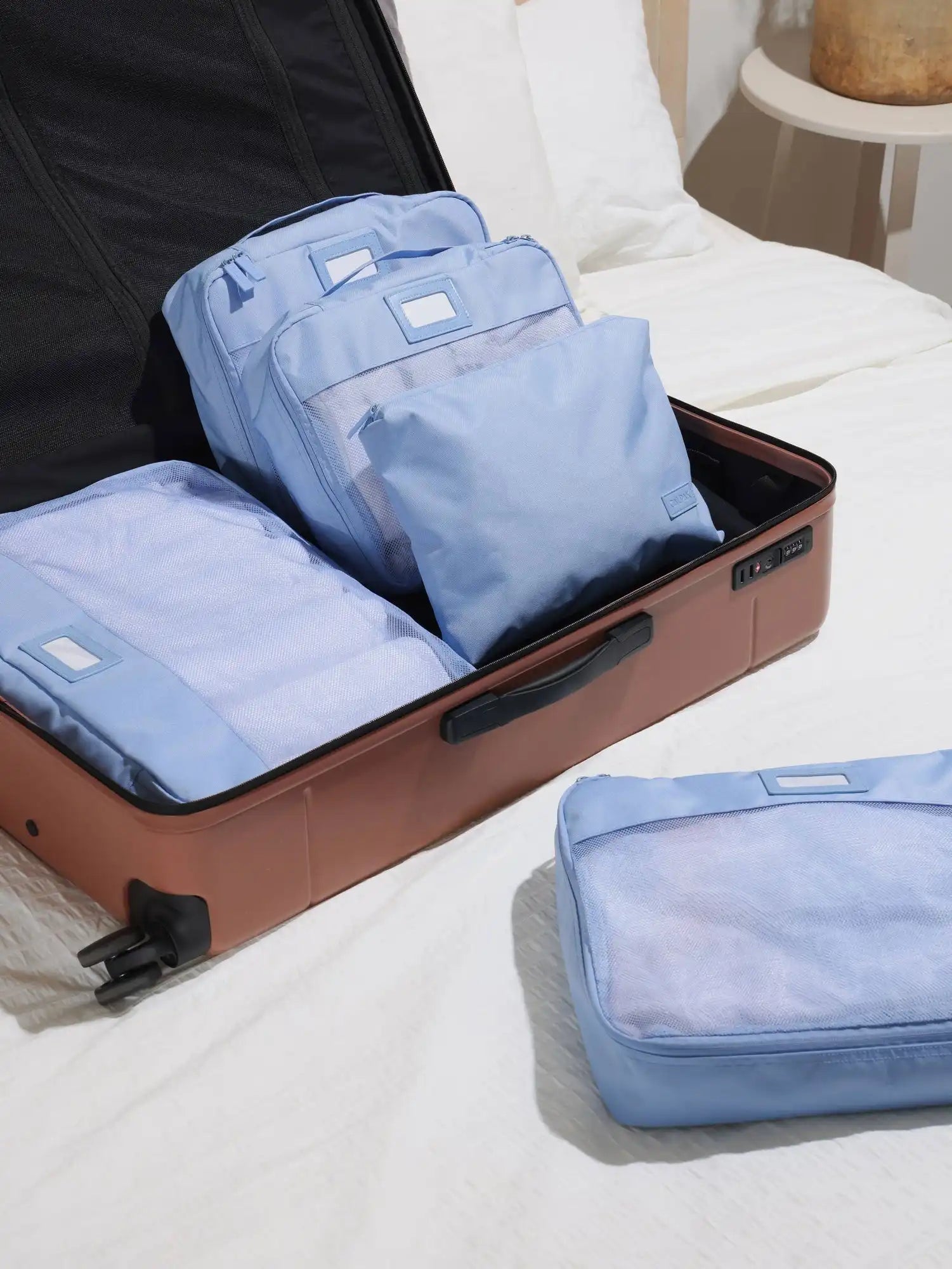 calpaktravelmalls.com