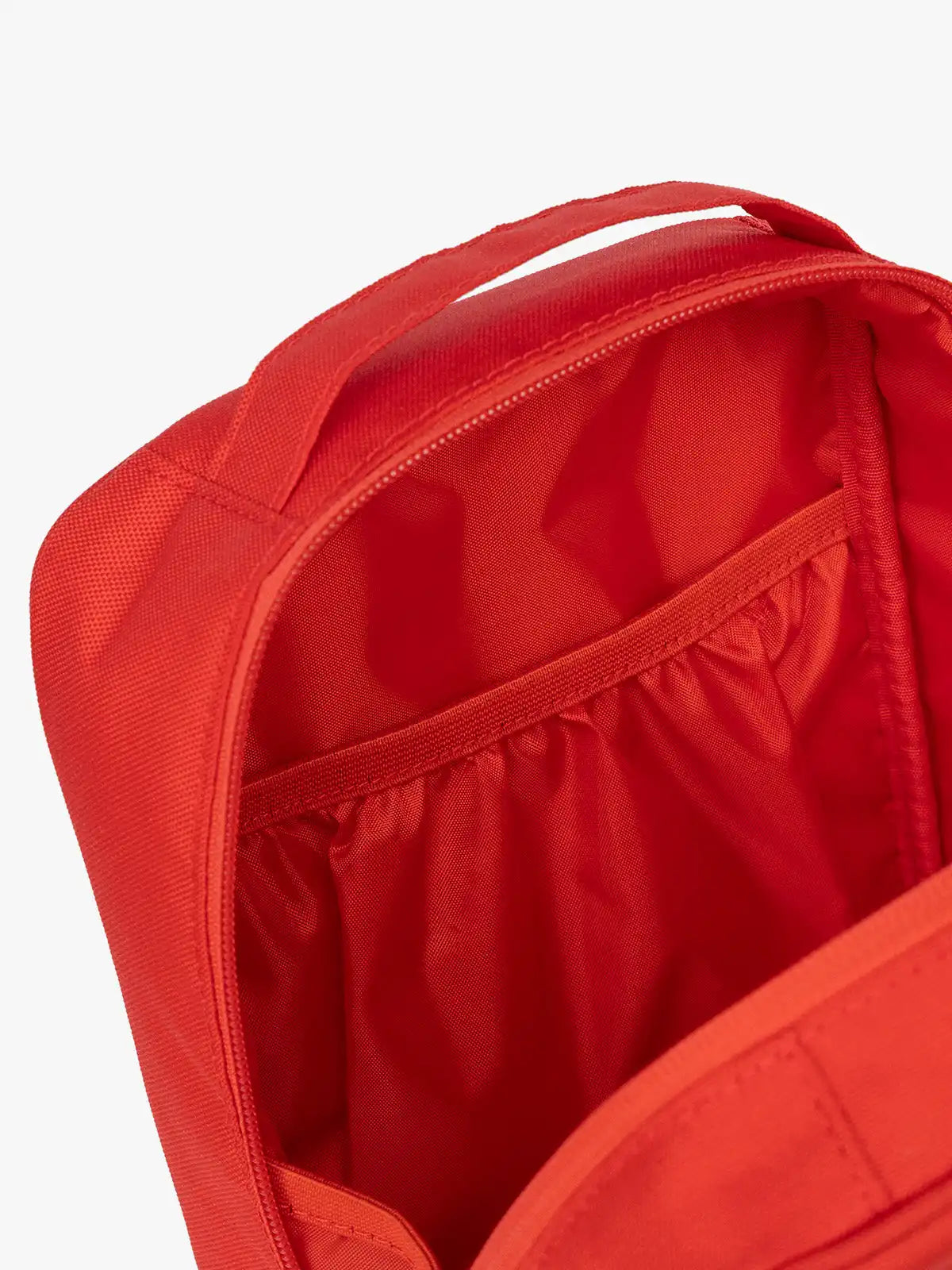calpaktravelmalls.com