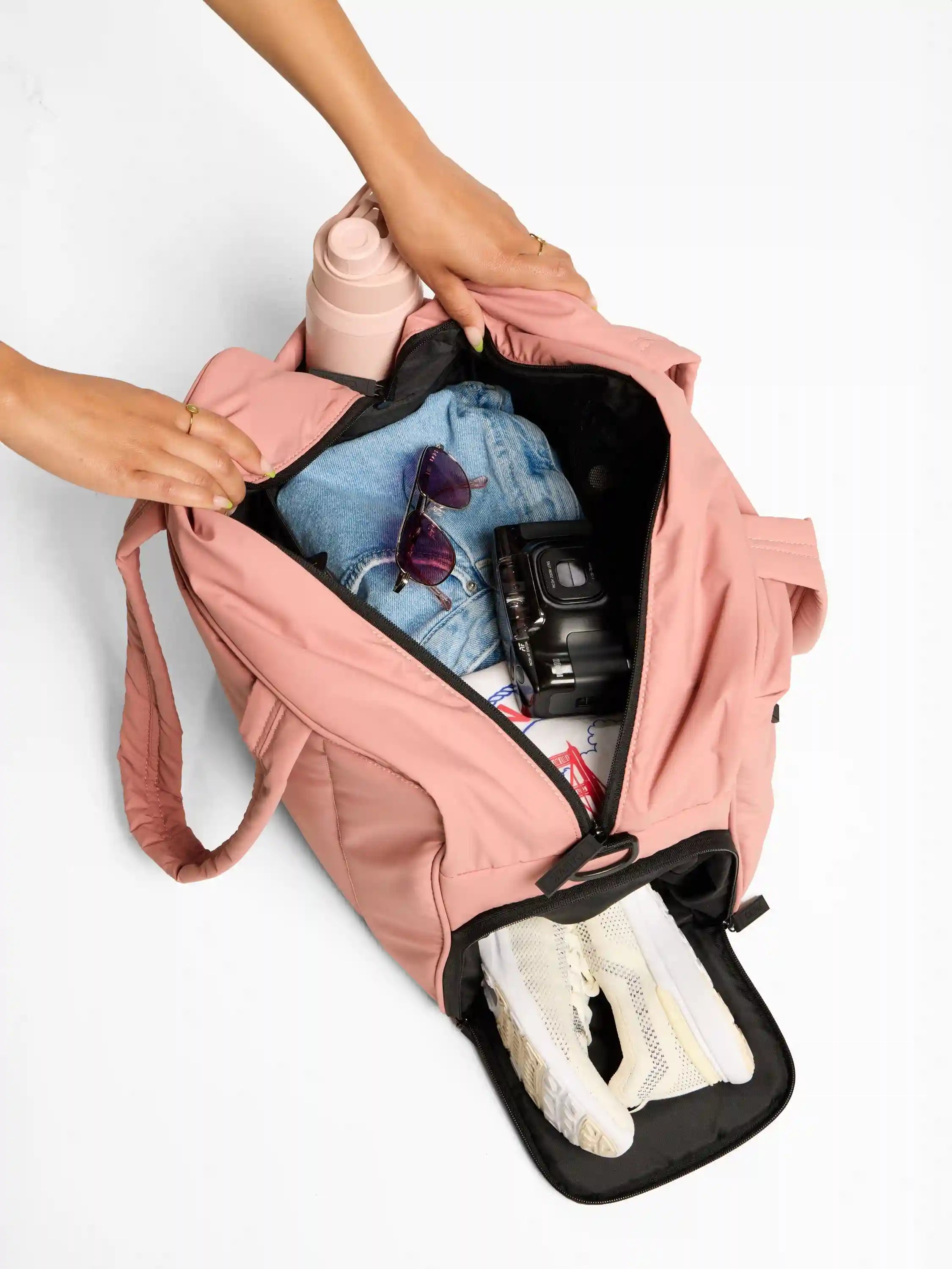 calpaktravelmalls.com