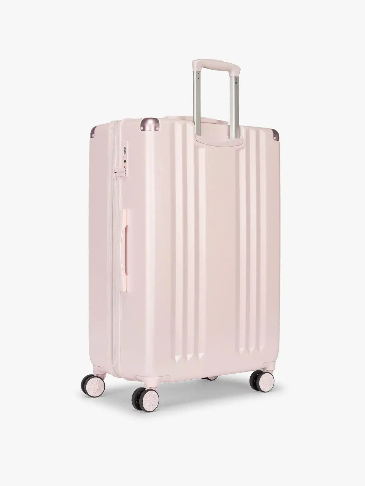 calpaktravelmalls.com