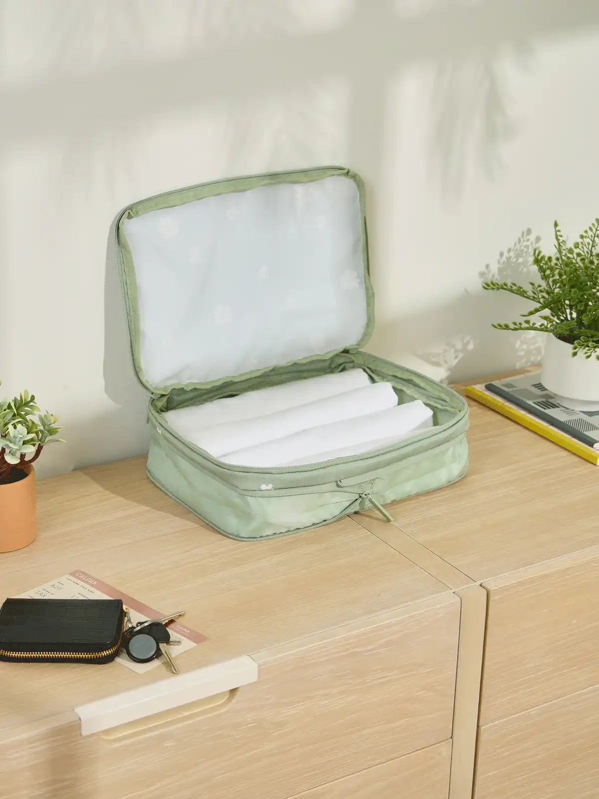 calpaktravelmalls.com